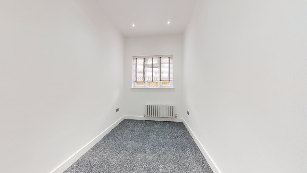2 bed apartment for sale in Manor Road, Wallington  - Property Image 6