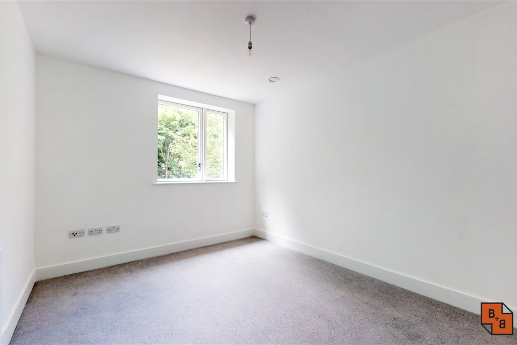2 bed apartment for sale in Warminster Road, South Norwood  - Property Image 6