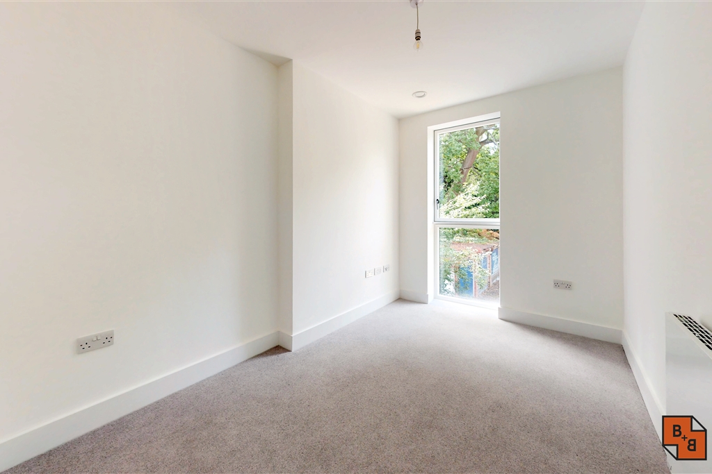 2 bed apartment for sale in Warminster Road, South Norwood  - Property Image 8