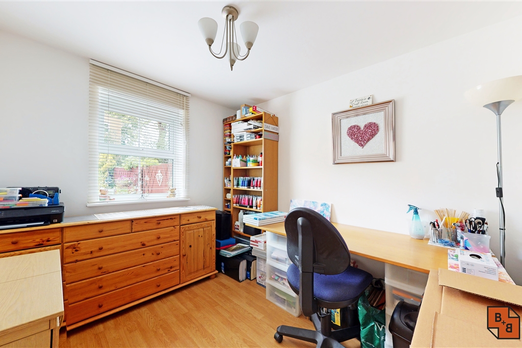 3 bed house for sale in Sparkes Close, Bromley  - Property Image 11