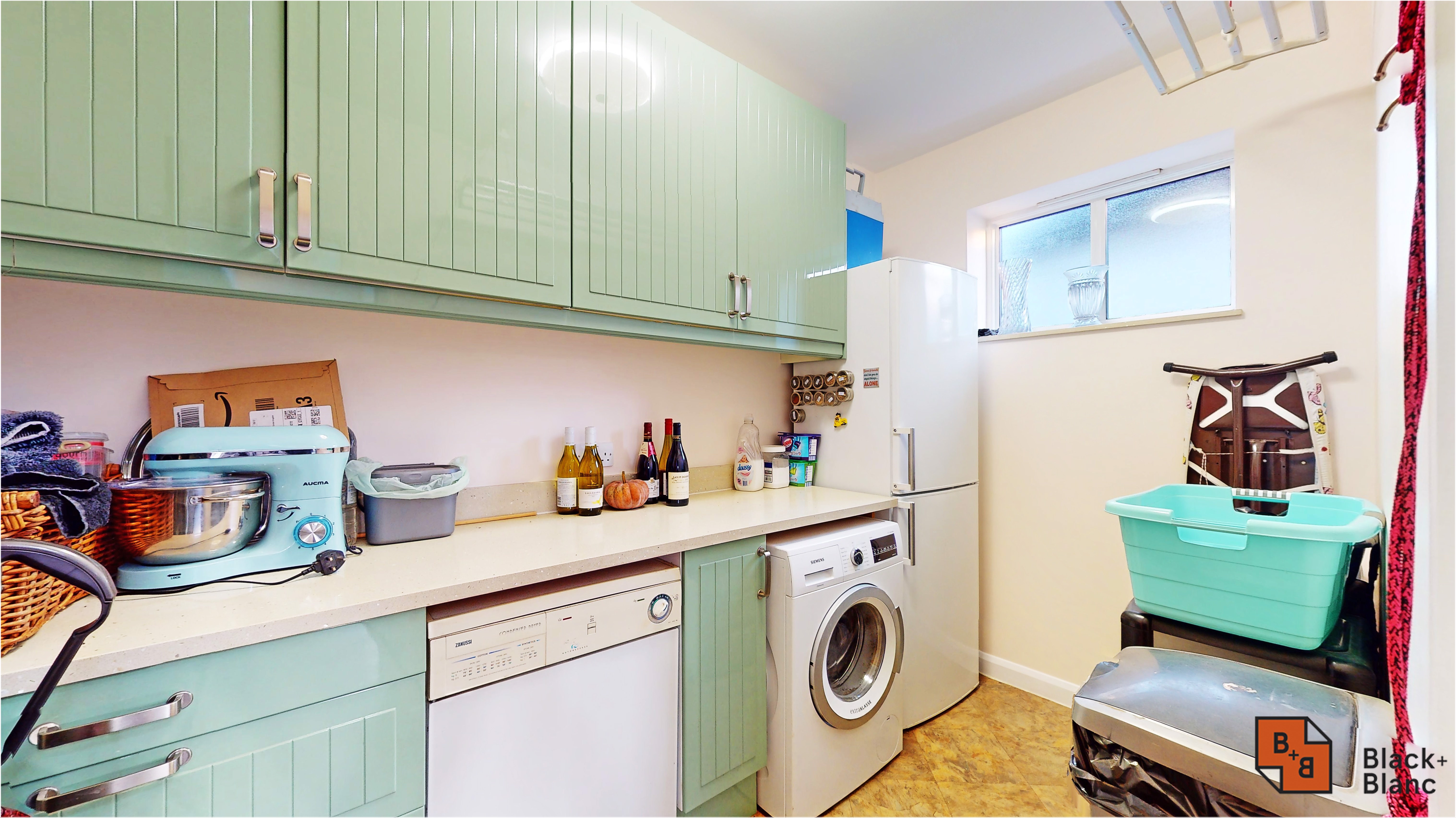 4 bed house for sale in Malmains Way, Beckenham  - Property Image 13