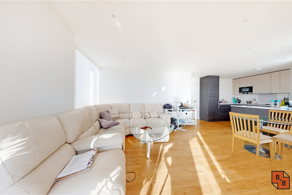 2 bed apartment to rent in Saffron Central Square, Croydon  - Property Image 2