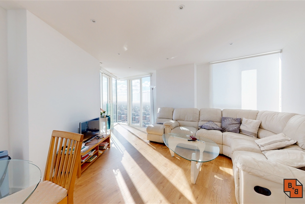 2 bed apartment to rent in Saffron Central Square, Croydon  - Property Image 3