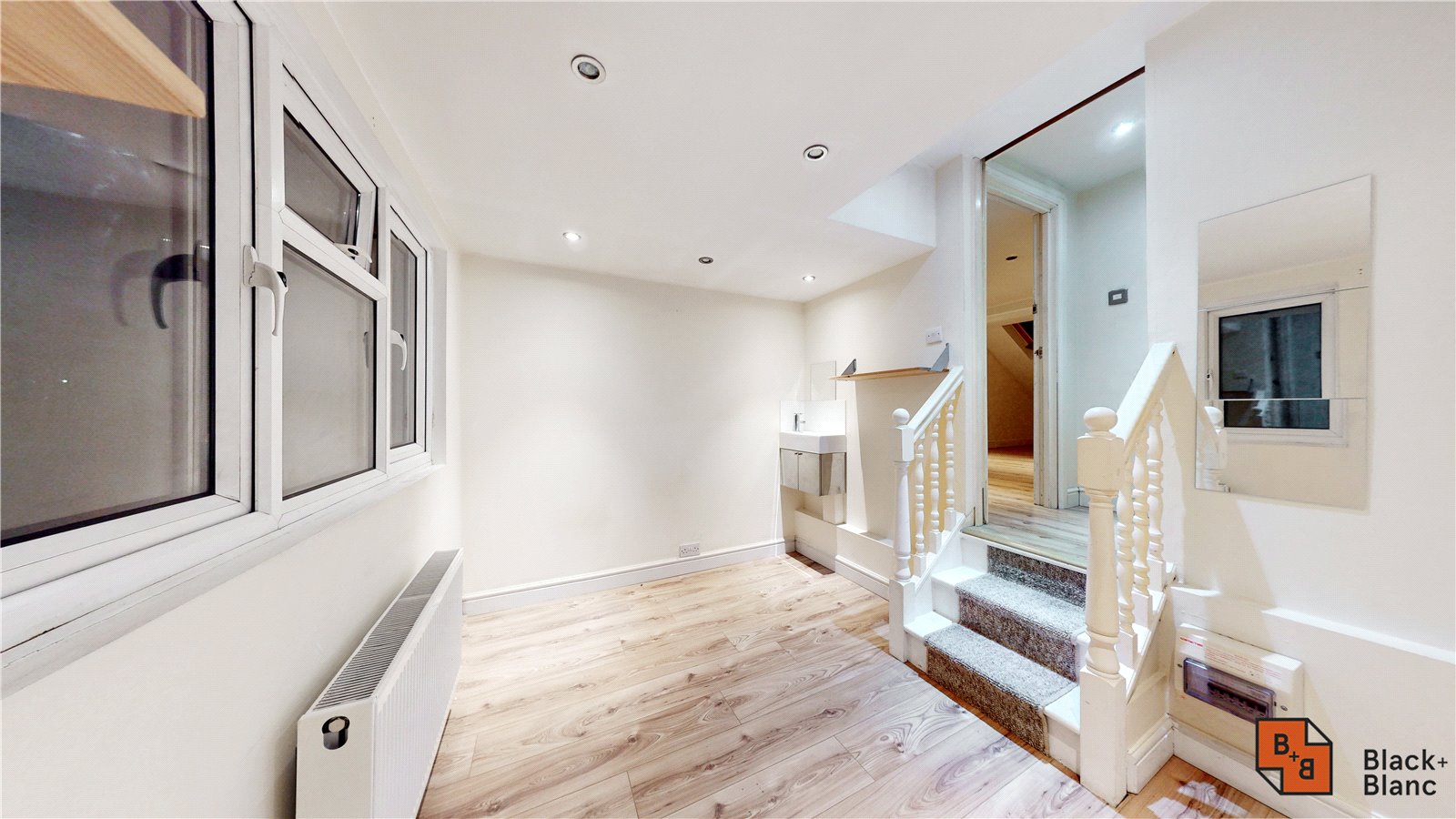 5 bed house for sale in Eileen Road, London  - Property Image 12