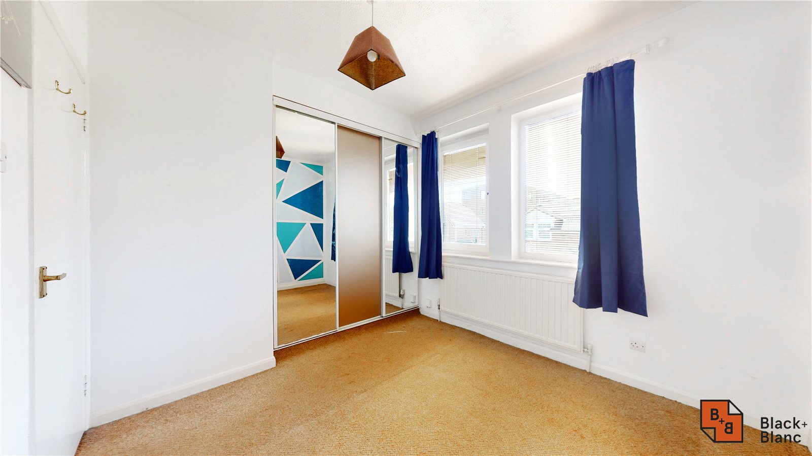 1 bed apartment to rent in Frith Road  - Property Image 5