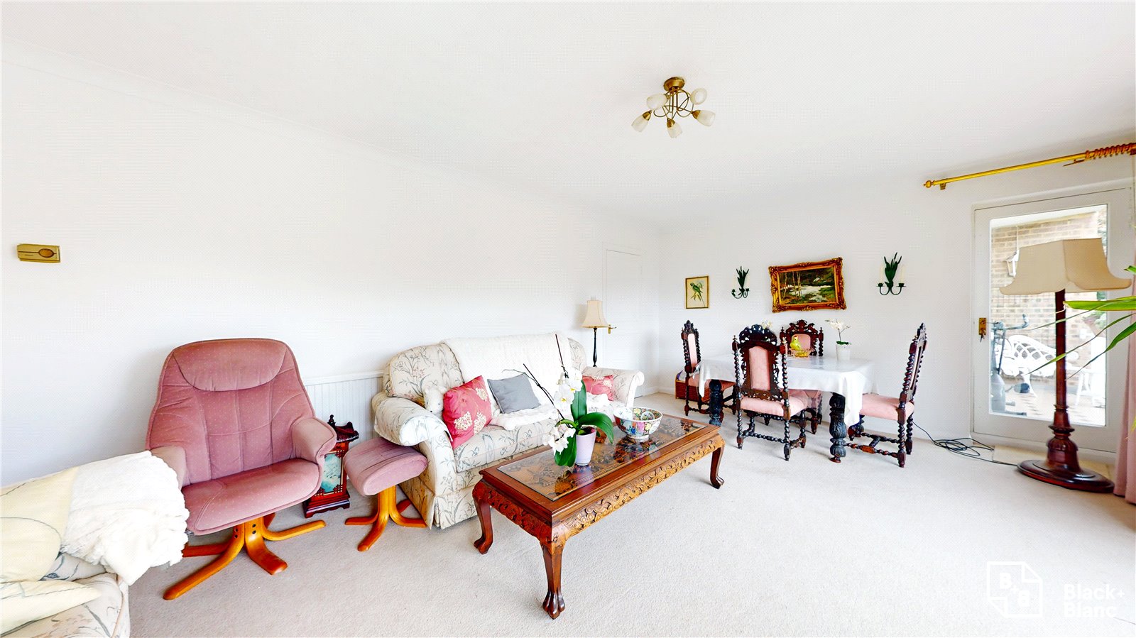 3 bed apartment for sale in Shortlands Road  - Property Image 2