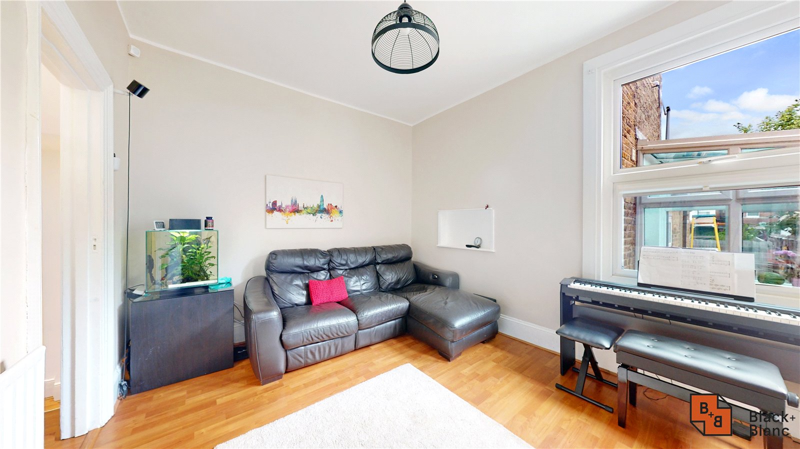 2 bed apartment for sale in Edith Road, South Norwood  - Property Image 3