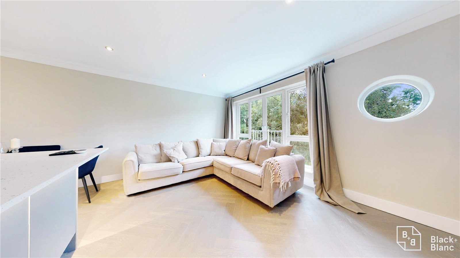 3 bed apartment to rent in The Alders, West Wickham  - Property Image 3