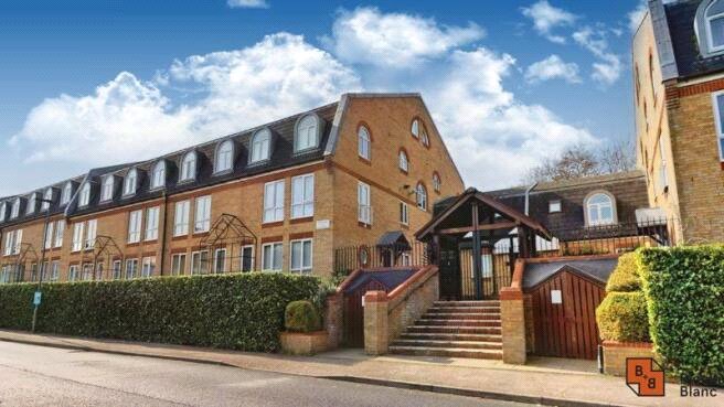 3 bed apartment to rent in The Alders, West Wickham  - Property Image 12