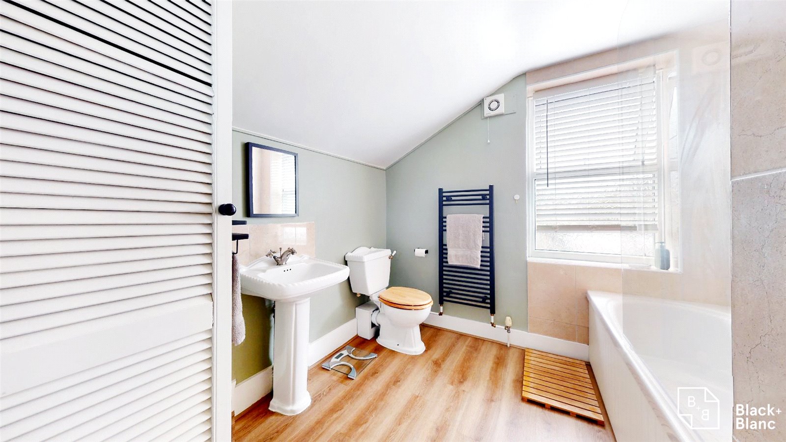 2 bed house for sale in Southlands Road  - Property Image 9