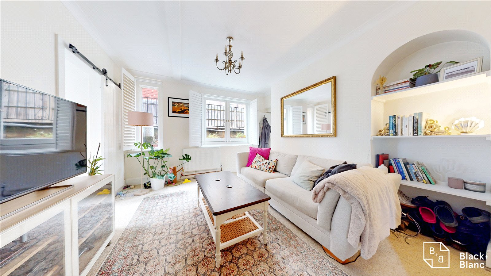 2 bed apartment for sale in Canning Road  - Property Image 2