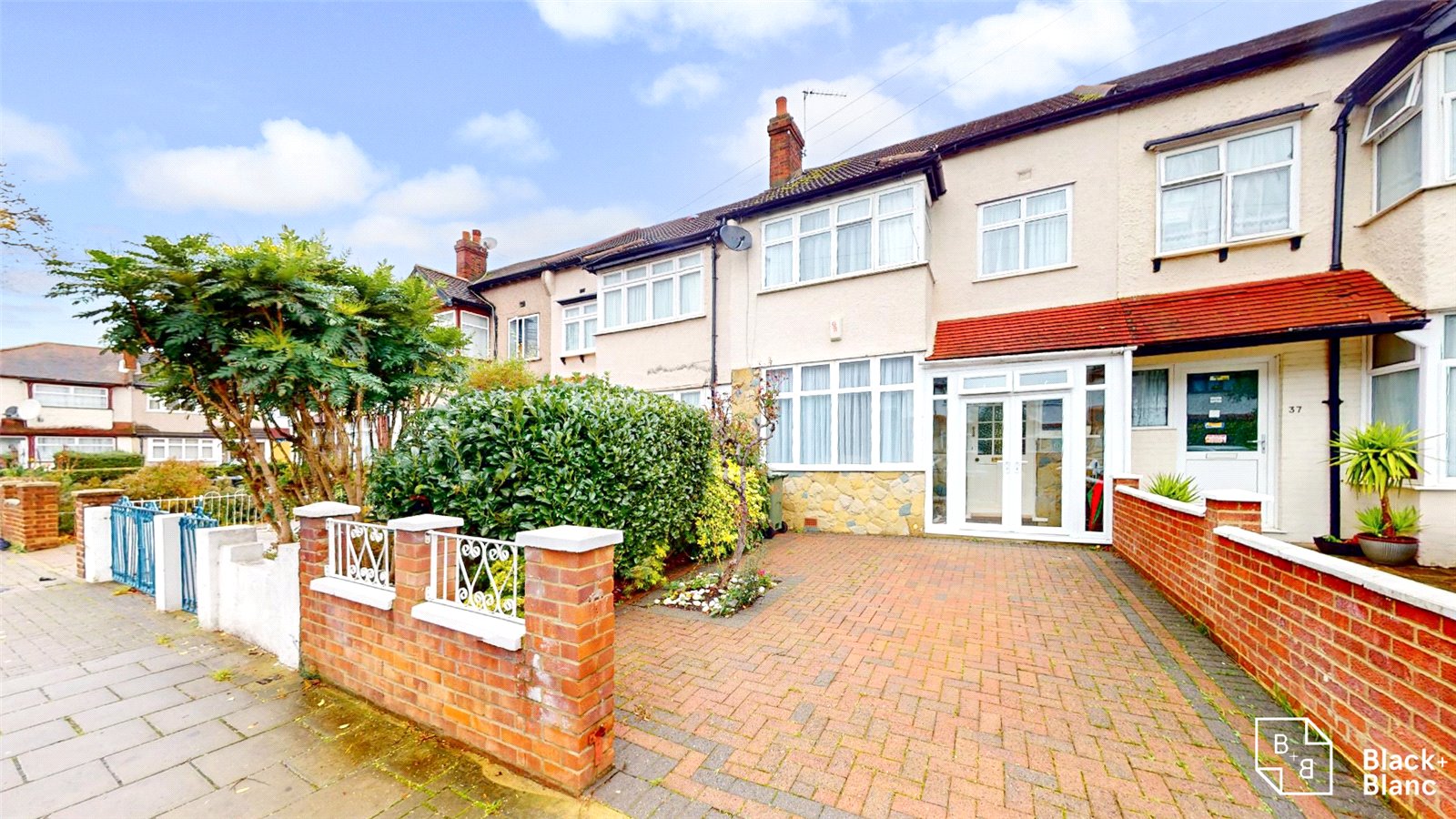 3 bed house for sale in Sherwood Avenue, Streatham  - Property Image 1