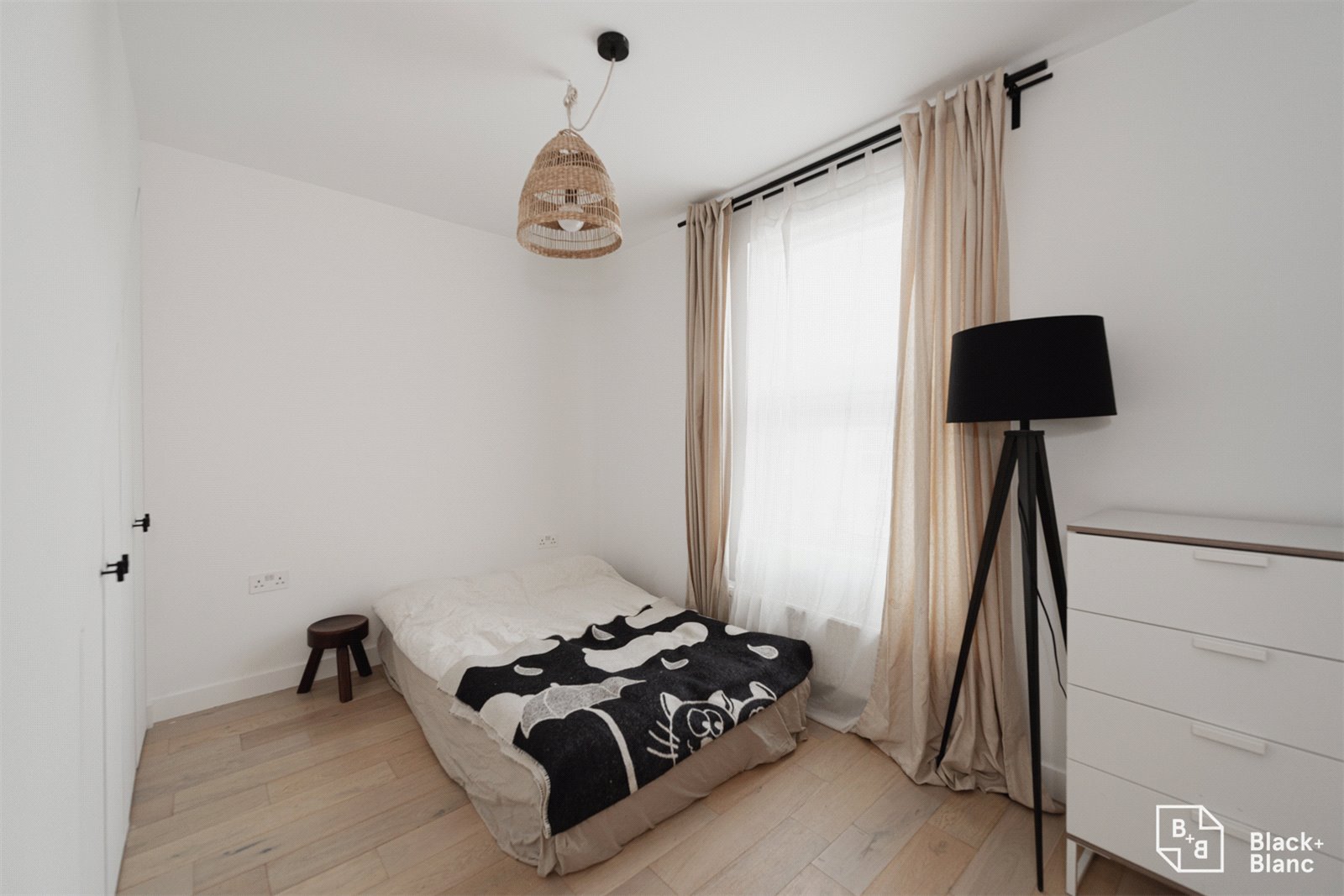 3 bed house for sale in Eland Road  - Property Image 16
