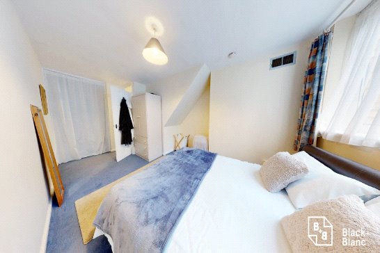 2 bed apartment for sale in Ravensroost, Beulah Hill  - Property Image 6
