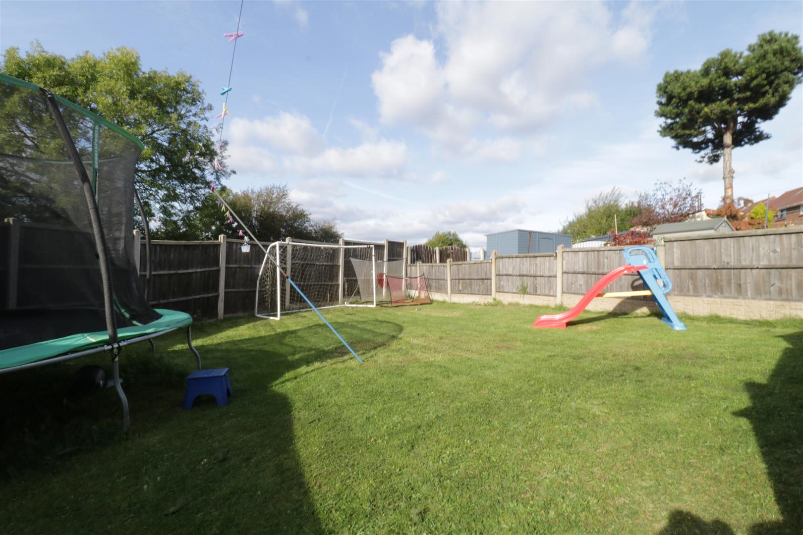 3 bed semi-detached house for sale in Roberts Avenue, Doncaster  - Property Image 2