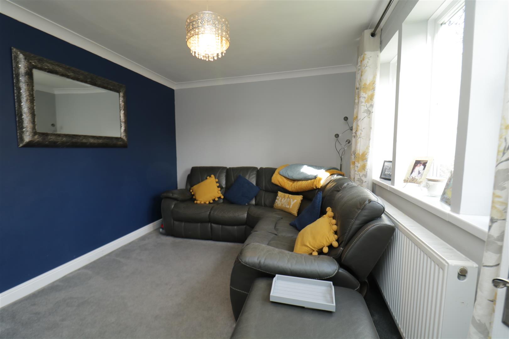 3 bed semi-detached house for sale in Roberts Avenue, Doncaster  - Property Image 5