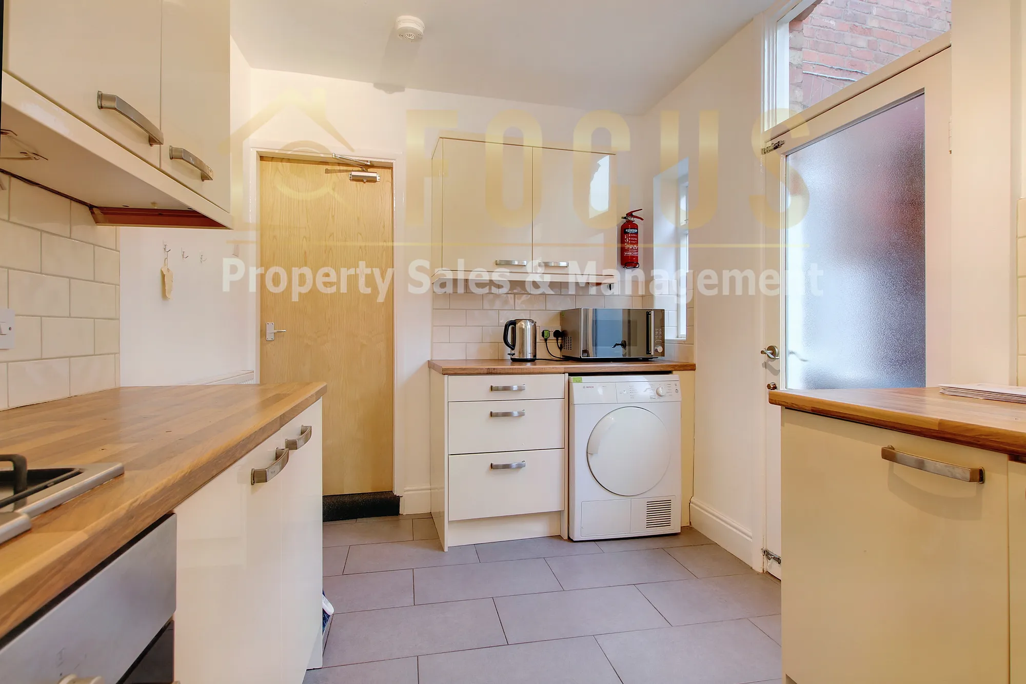 4 bed mid-terraced house to rent in Hartopp Road, Leicester  - Property Image 6