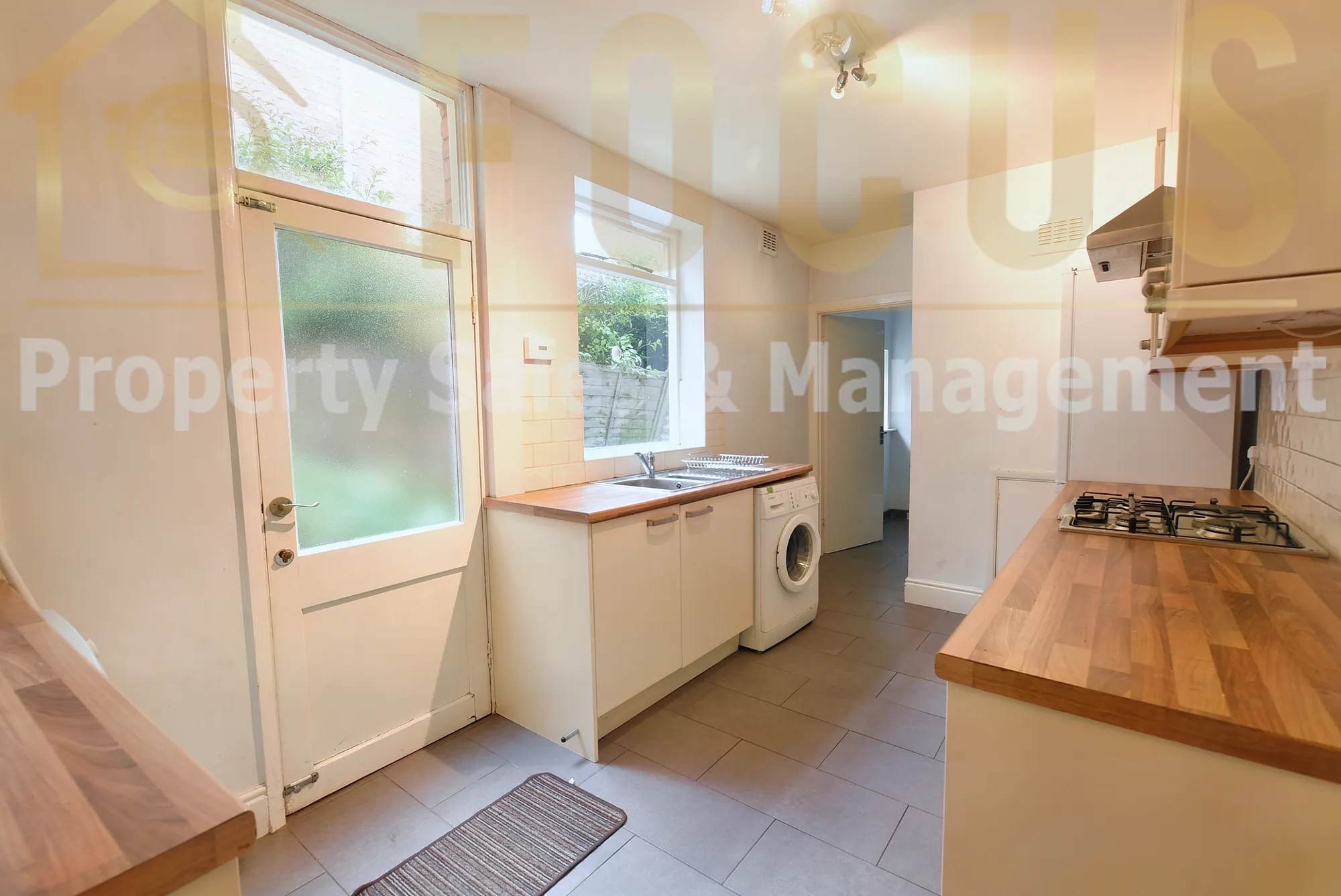 4 bed mid-terraced house to rent in Hartopp Road, Leicester  - Property Image 8