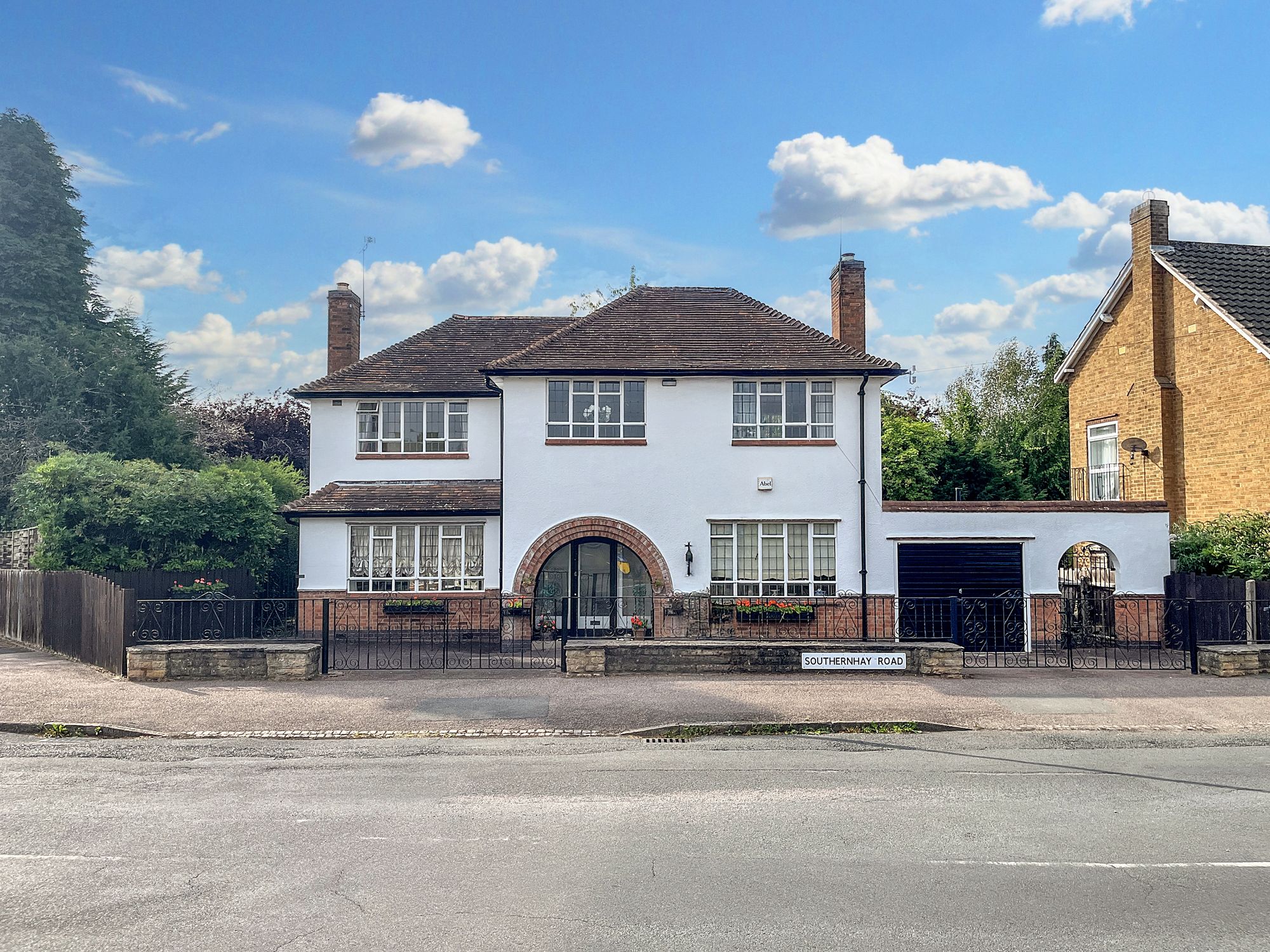 3 bed house for sale in Southernhay Road, Leicester  - Property Image 1