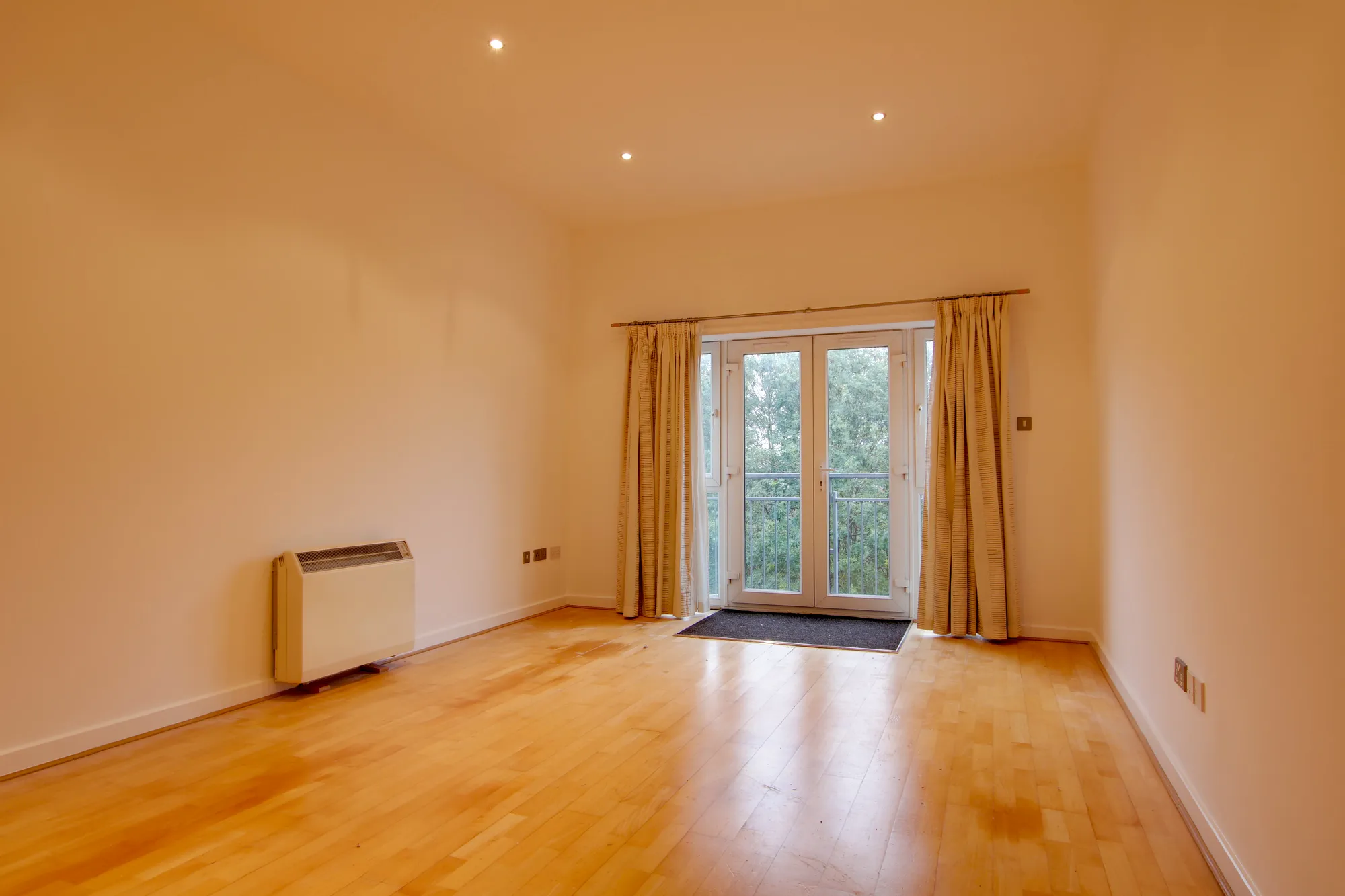 1 bed apartment to rent in Western Road, Leicester  - Property Image 1