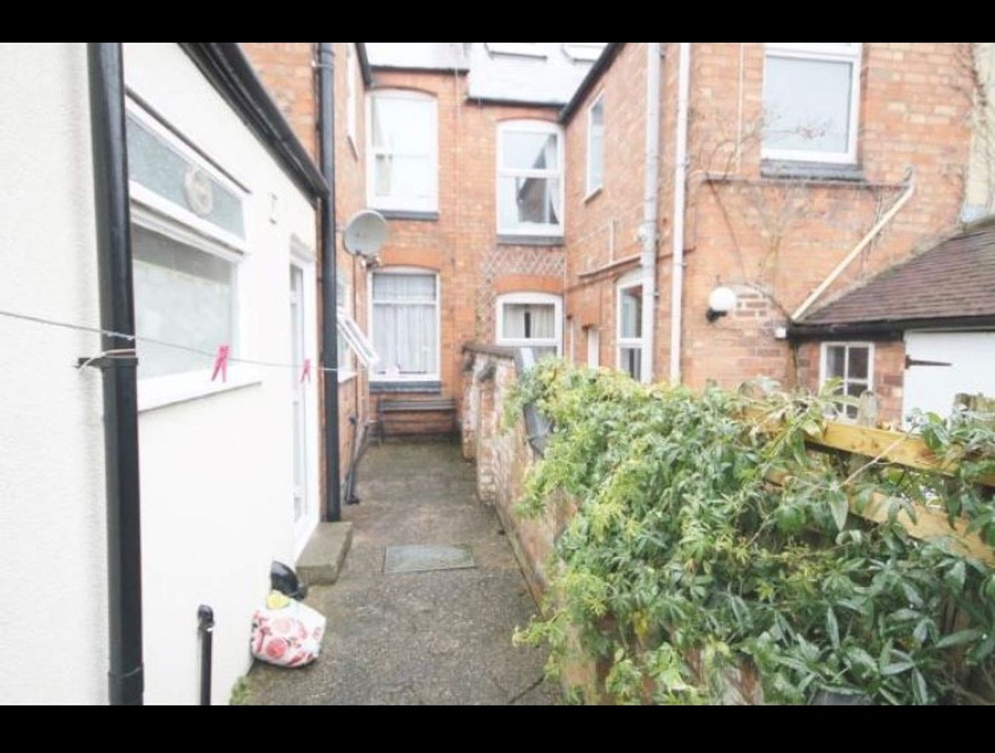 4 bed terraced house to rent in Harrow Road, Leicester  - Property Image 9
