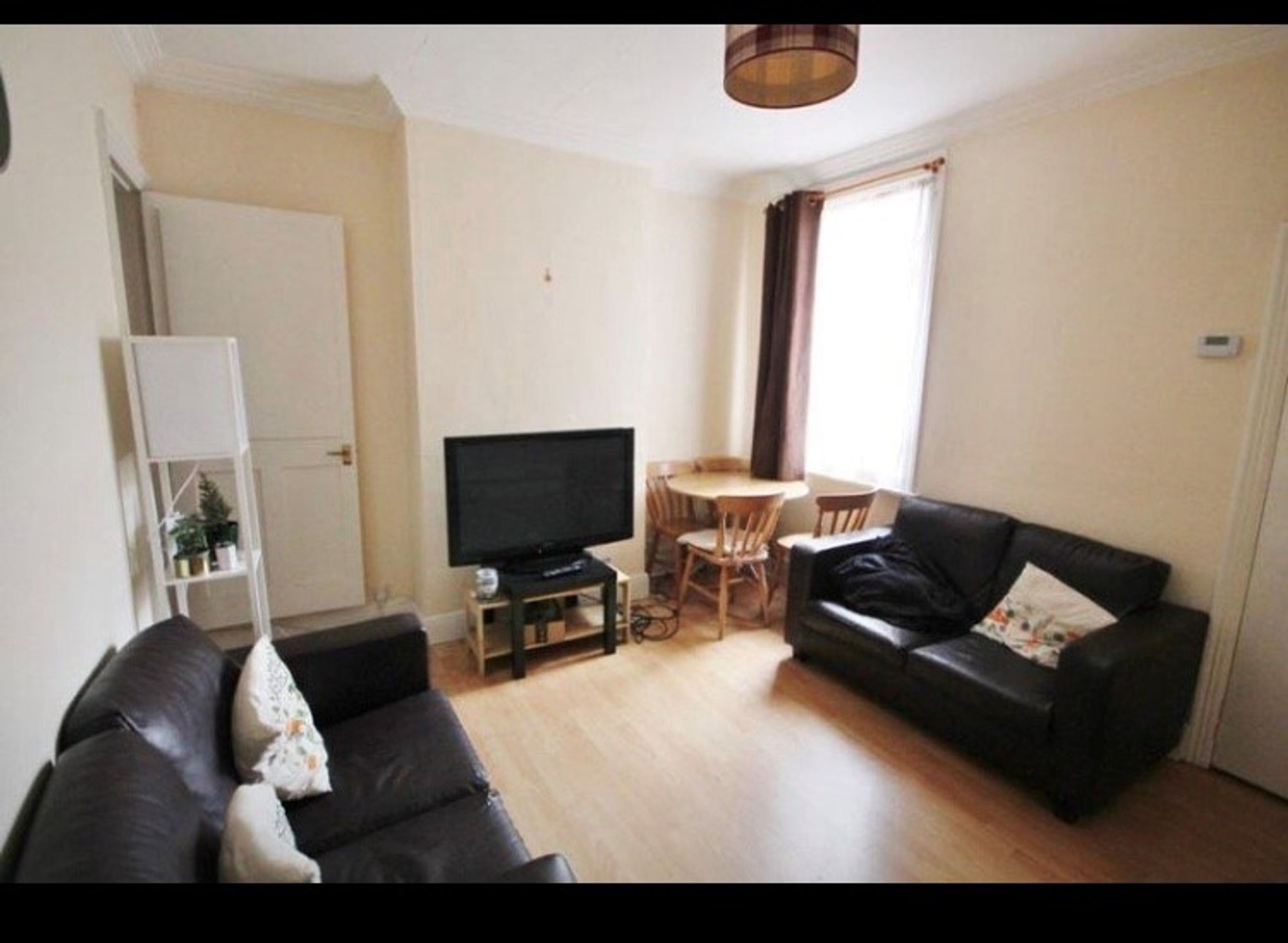 4 bed terraced house to rent in Harrow Road, Leicester  - Property Image 6