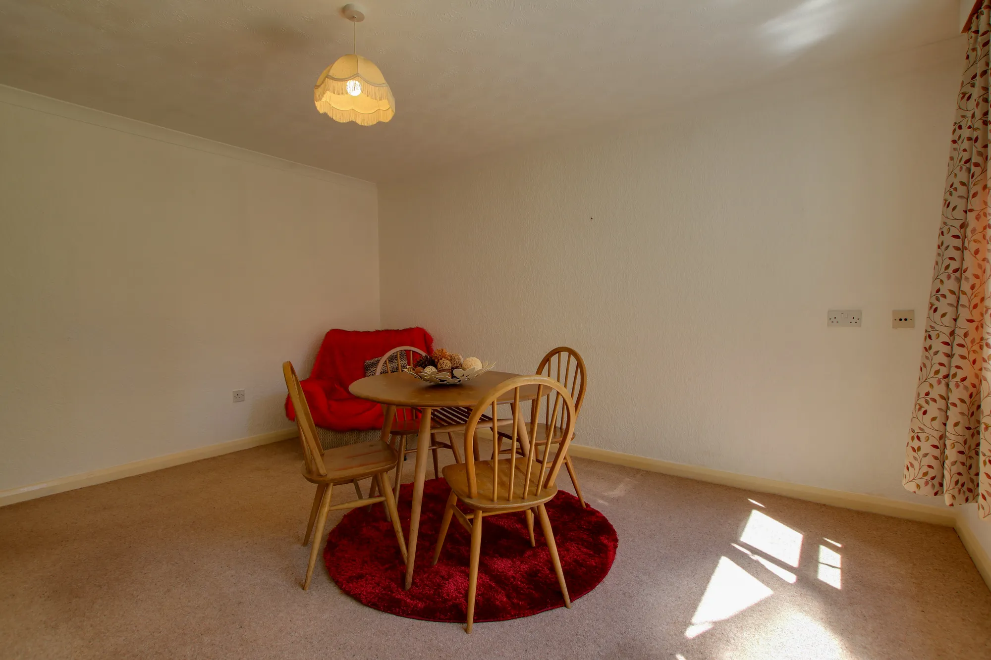 2 bed ground floor flat for sale in Stoneygate Road, Leicester  - Property Image 6