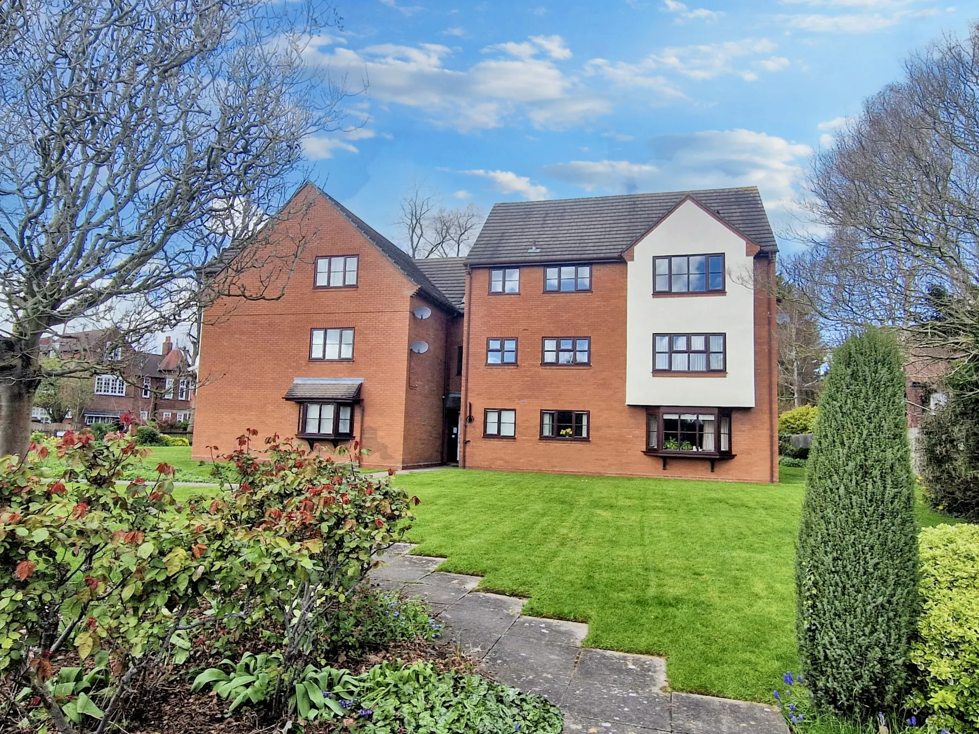 3 bed apartment for sale in Carisbrooke Road, Leicester  - Property Image 1