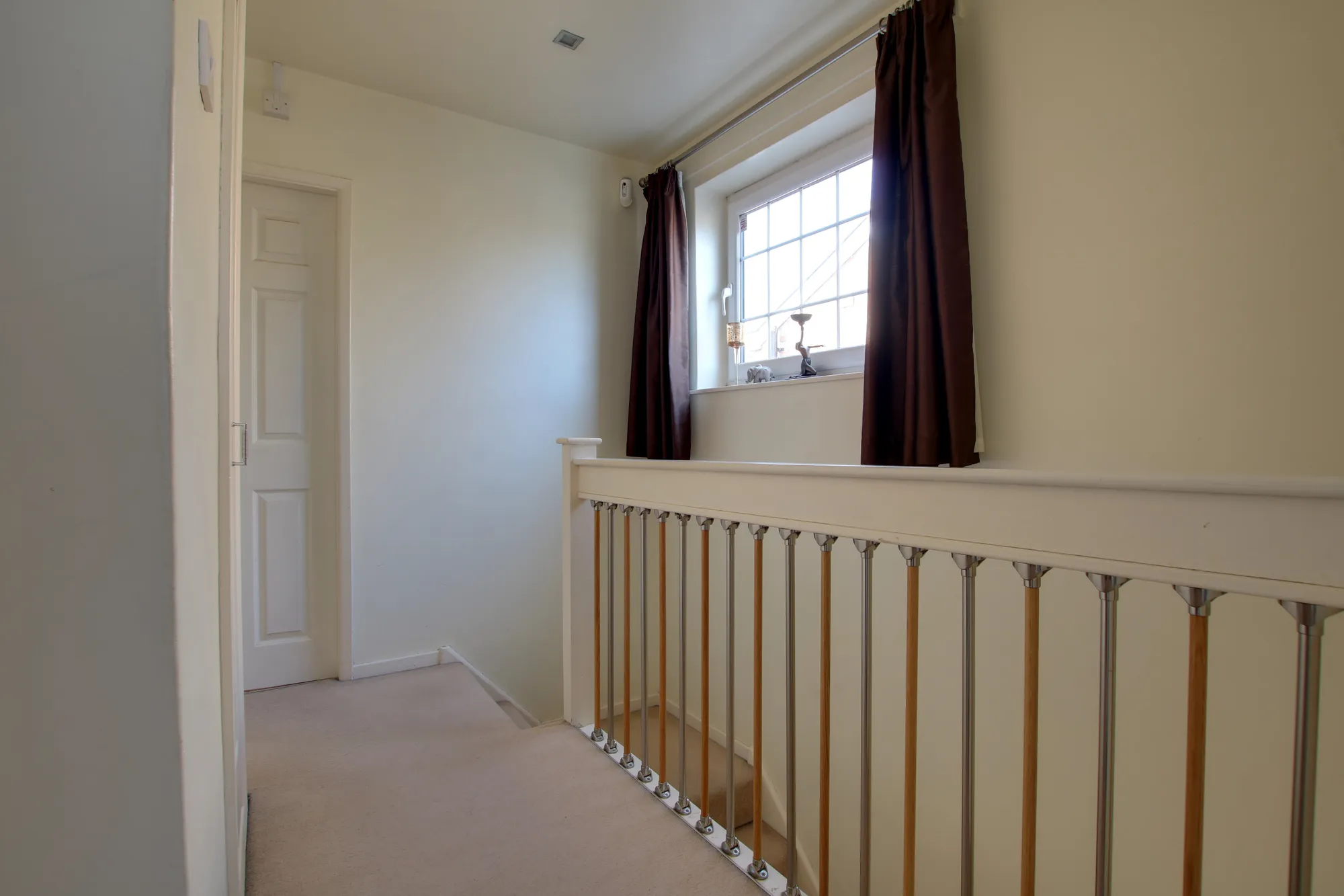 3 bed semi-detached house for sale in Coombe Rise, Leicester  - Property Image 15