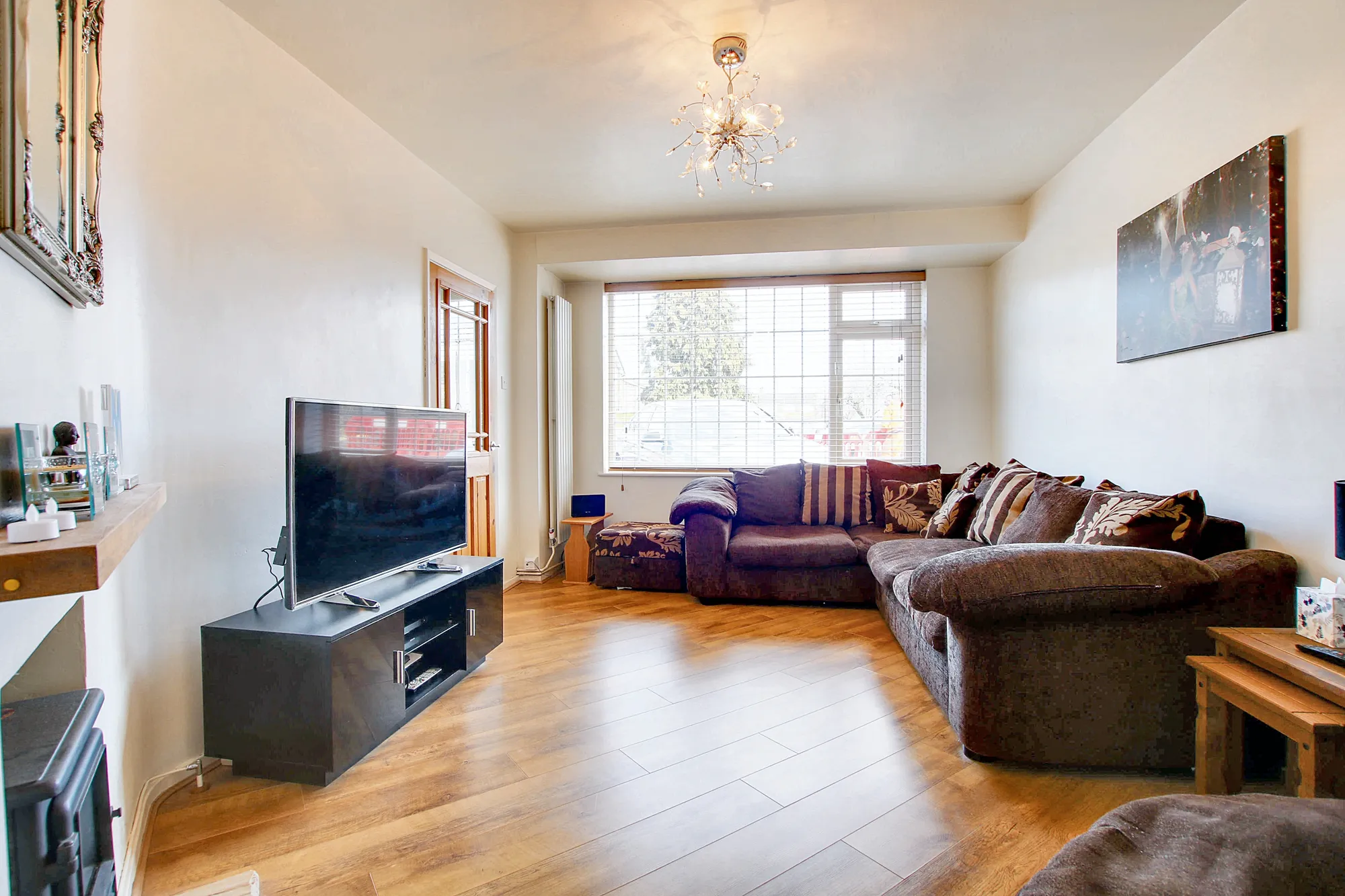 3 bed semi-detached house for sale in Coombe Rise, Leicester  - Property Image 2