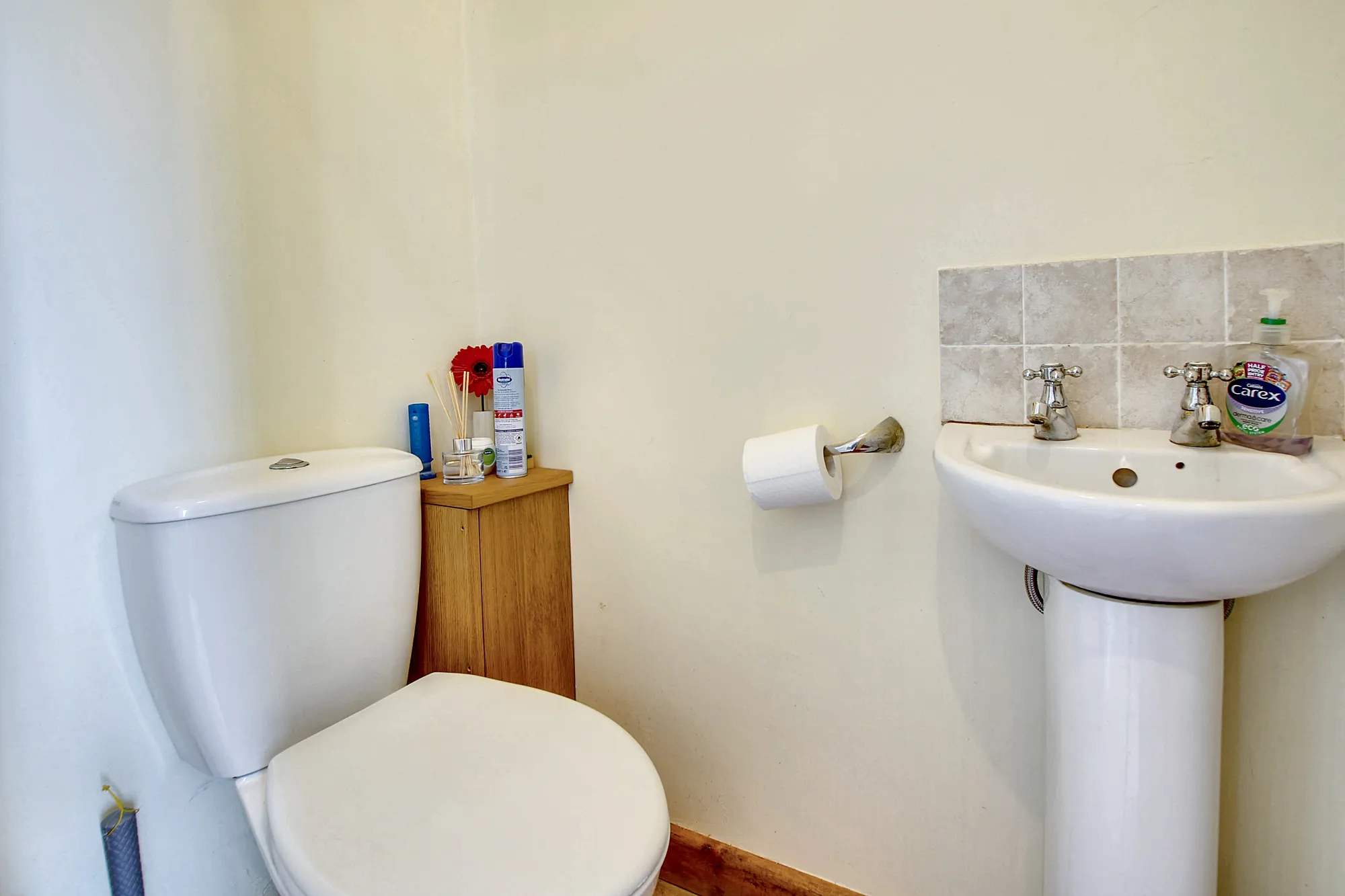 3 bed semi-detached house for sale in Coombe Rise, Leicester  - Property Image 14