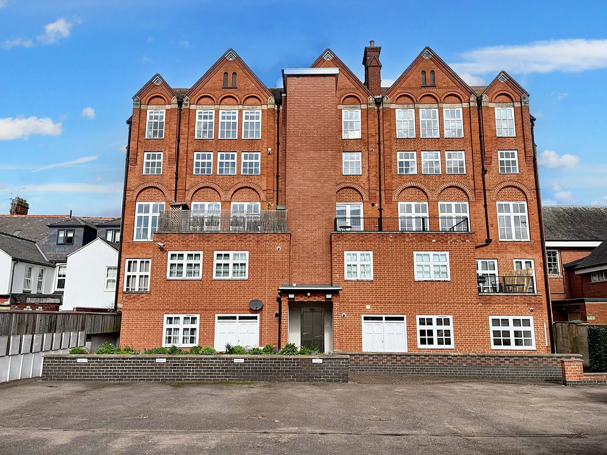 2 bed apartment for sale in Clarendon Park Road, Leicester  - Property Image 24