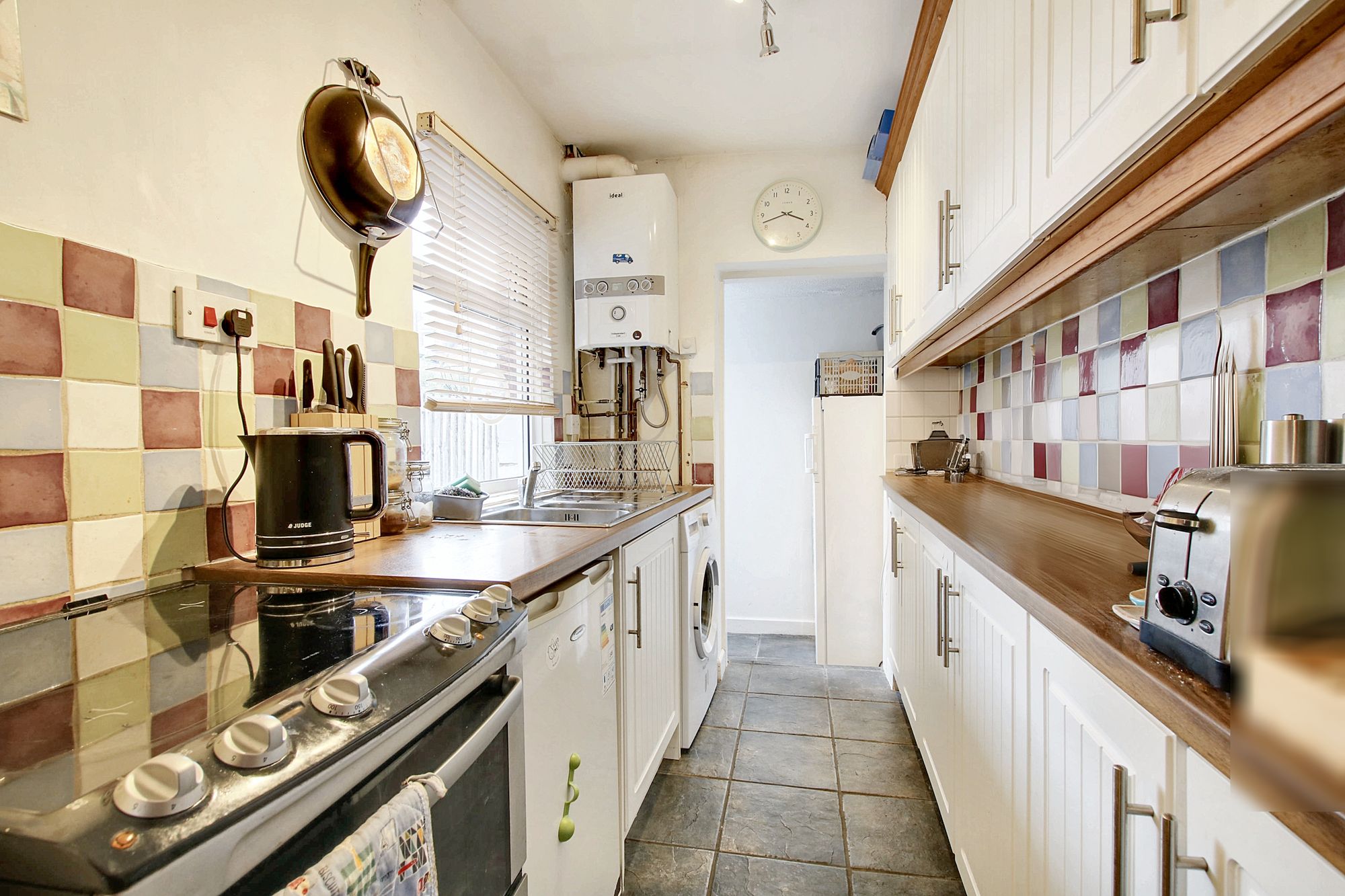 3 bed house for sale in Montague Road, Leicester  - Property Image 3