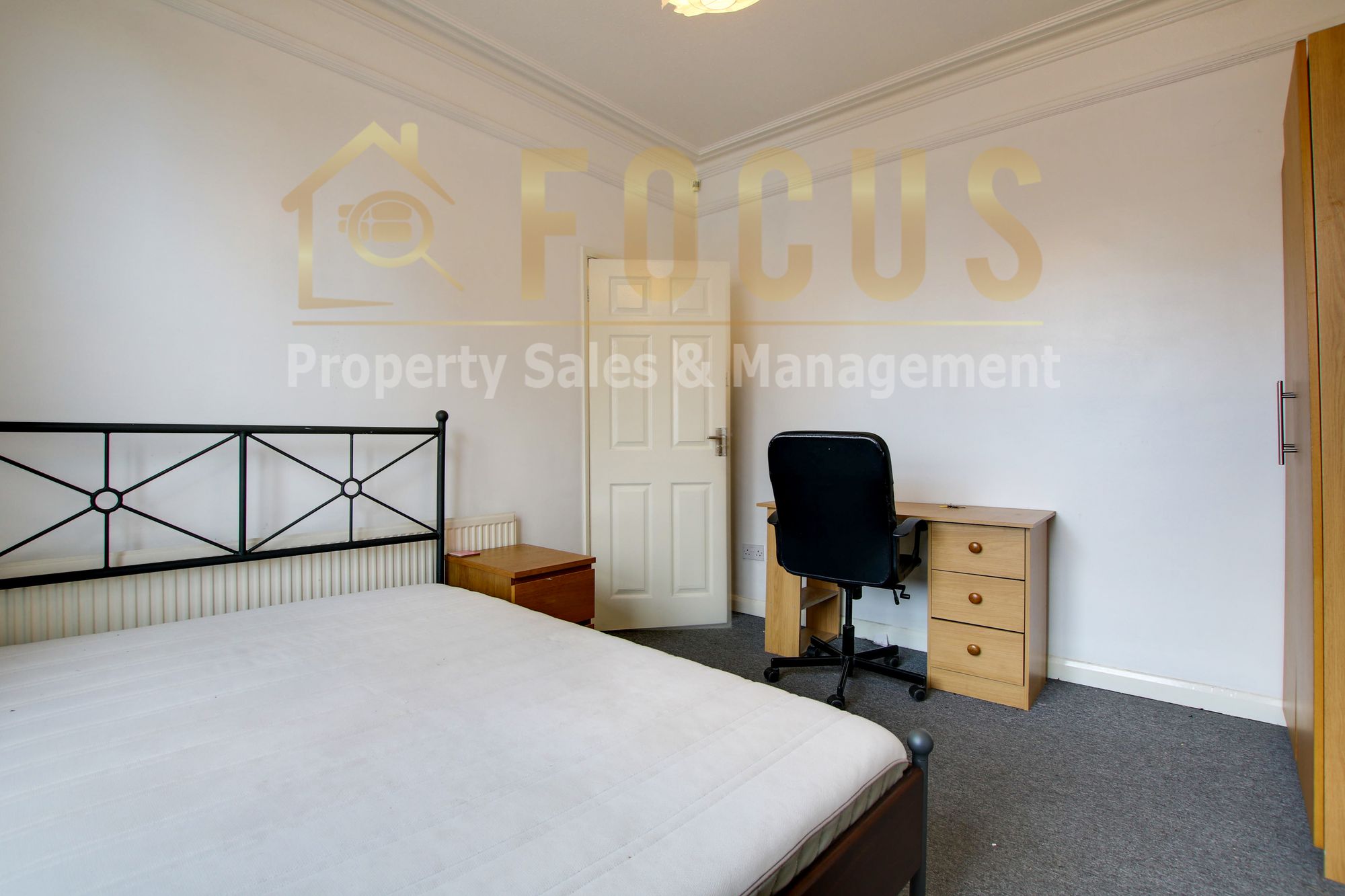 4 bed house for sale in Walnut Street, Leicester  - Property Image 5