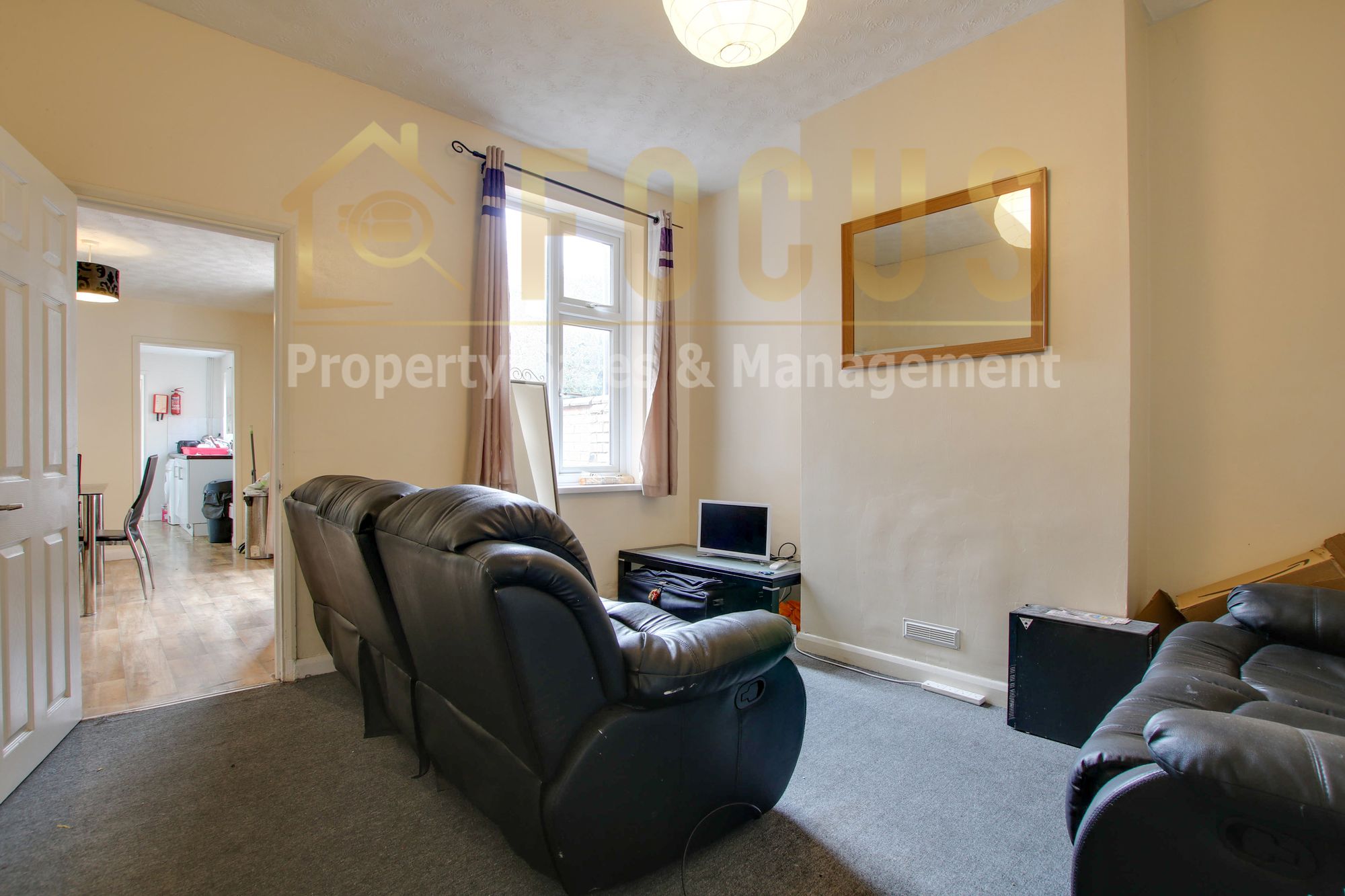 4 bed house for sale in Walnut Street, Leicester  - Property Image 2