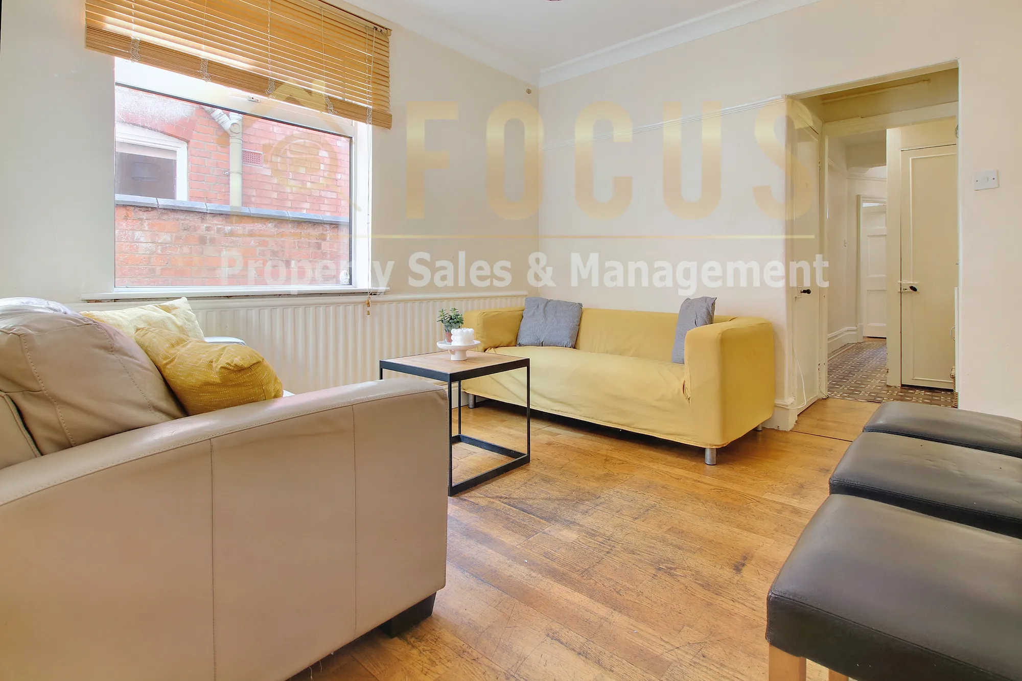 5 bed mid-terraced house to rent in Lorne Road, Leicester - Property Image 1