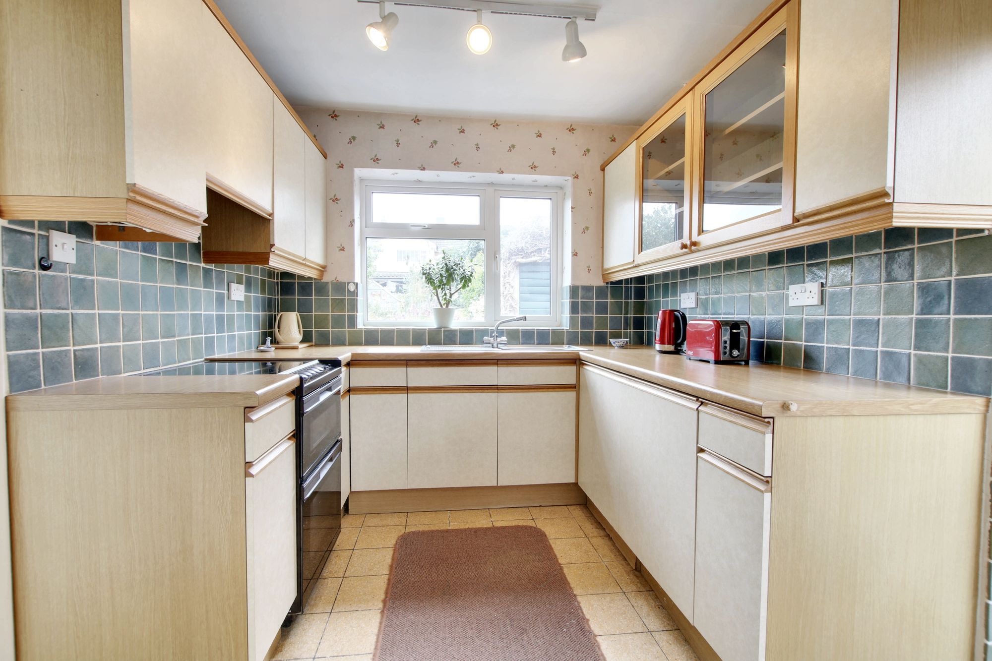 3 bed detached house for sale in Shrewsbury Avenue, Leicester  - Property Image 9