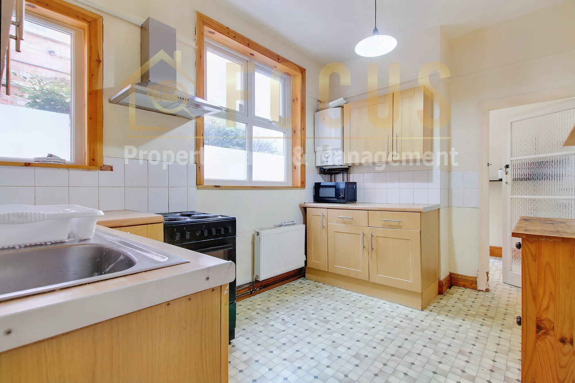 4 bed mid-terraced house to rent in Barclay Street, Leicester  - Property Image 5