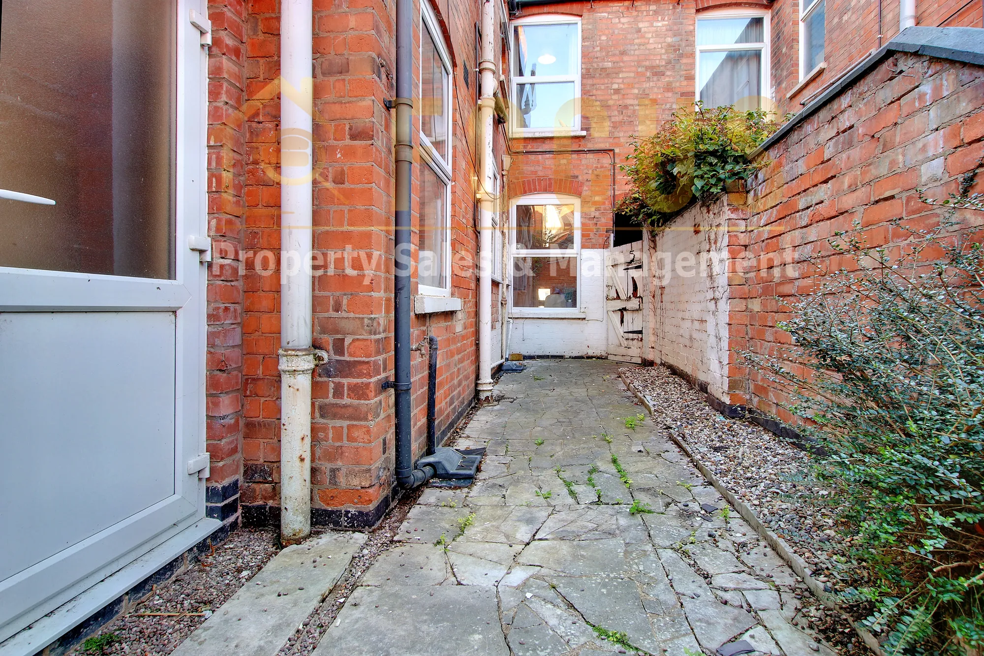 4 bed mid-terraced house to rent in Barclay Street, Leicester  - Property Image 18