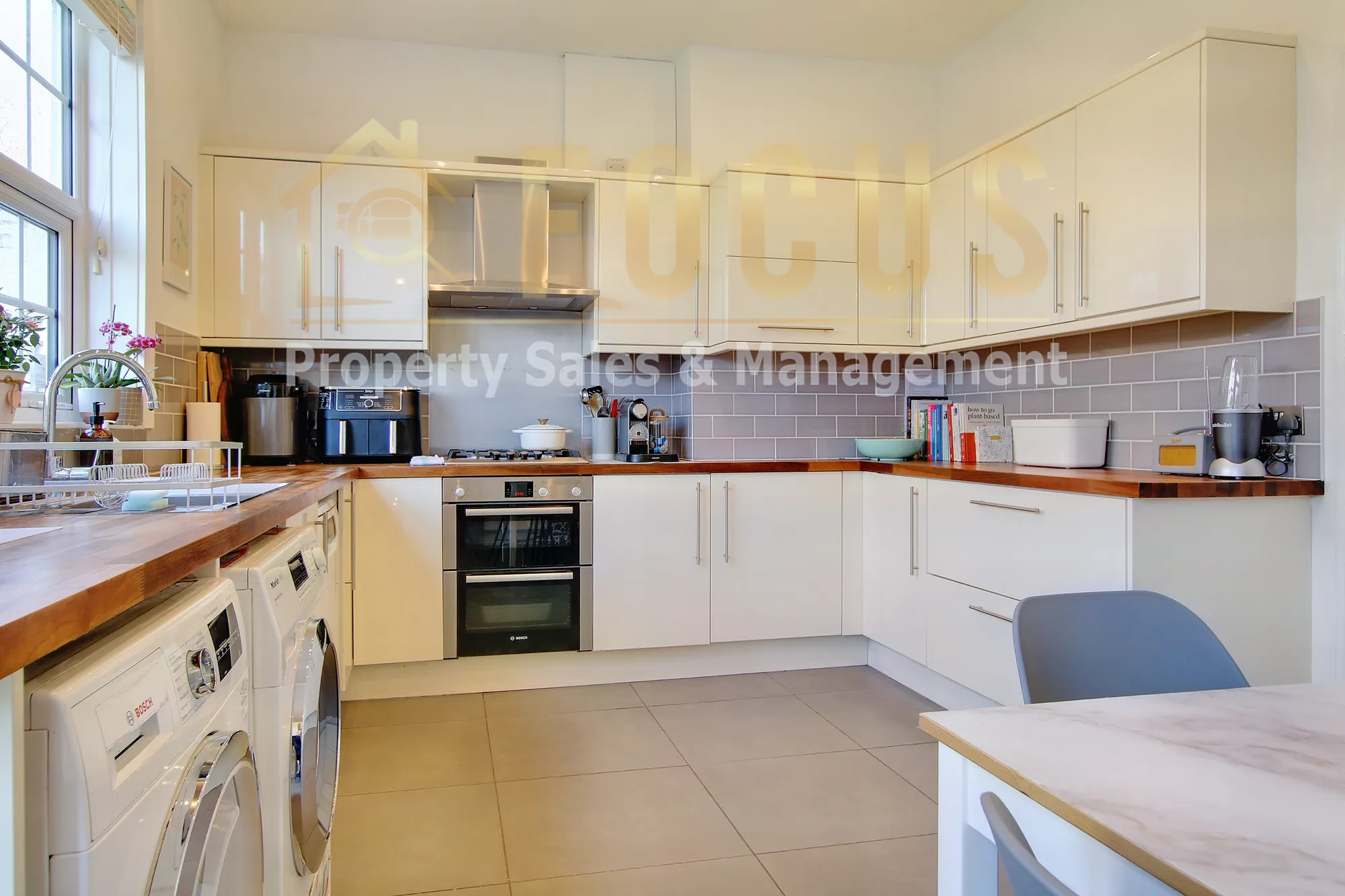 4 bed detached house to rent in Barrington Road, Leicester  - Property Image 2