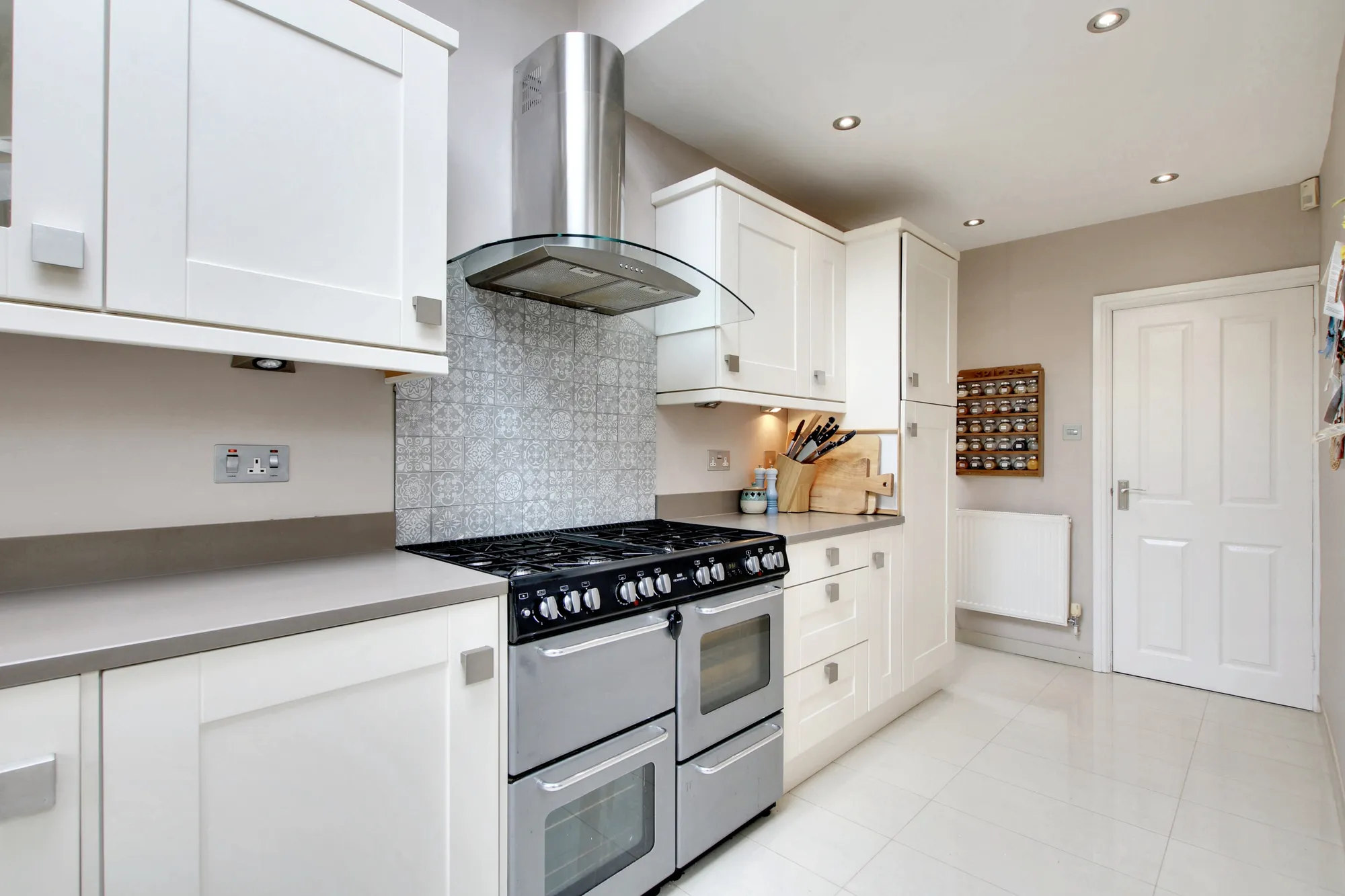 3 bed semi-detached house for sale in Queens Road, Leicester  - Property Image 10