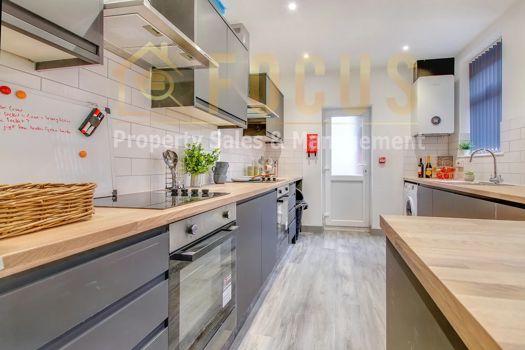 6 bed mid-terraced house to rent in Stretton Road, Leicester  - Property Image 2