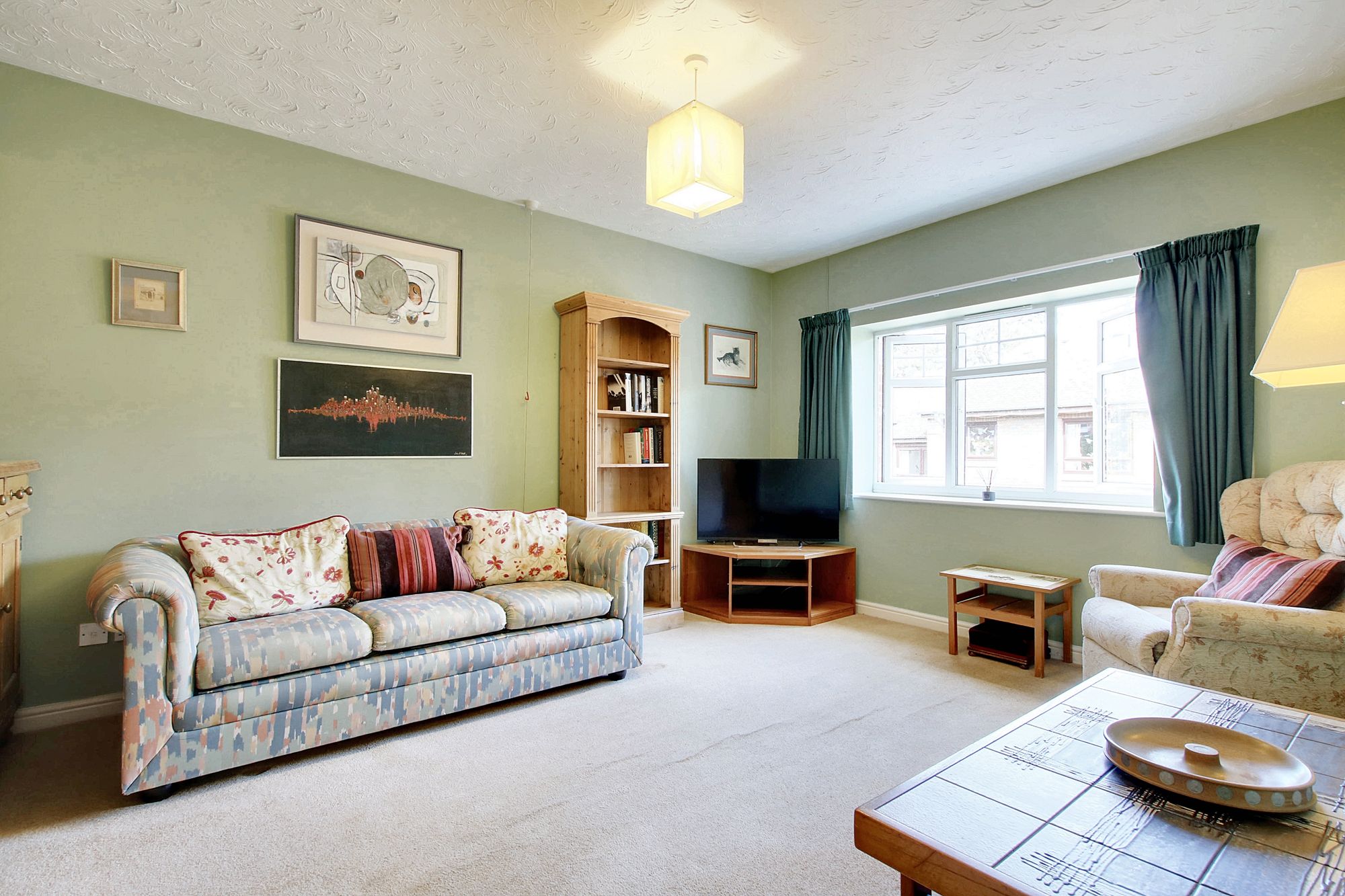 2 bed apartment for sale in Avenue Road, Leicester  - Property Image 1