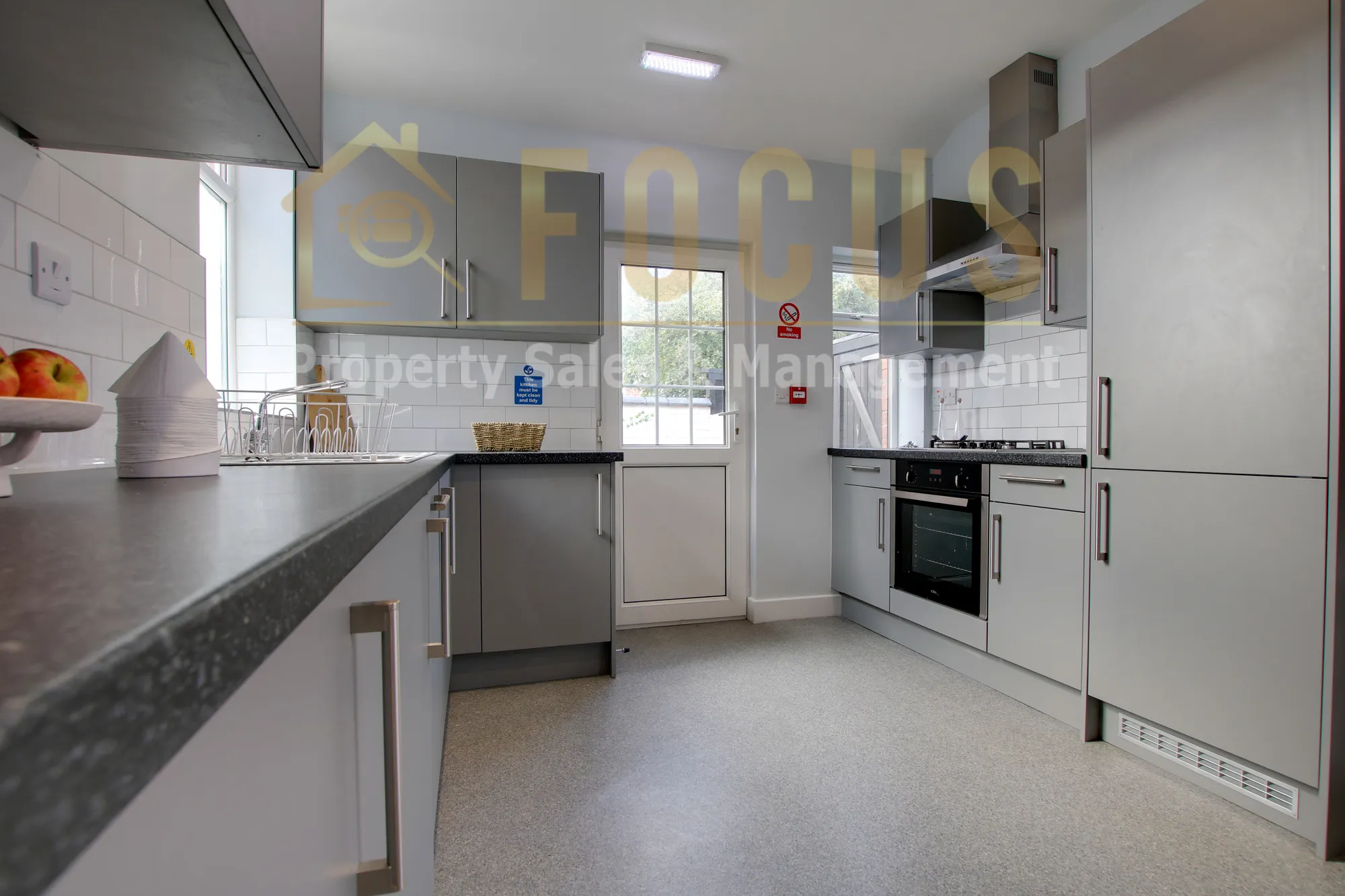 4 bed end of terrace house to rent in Lytton Road, Leicester  - Property Image 3