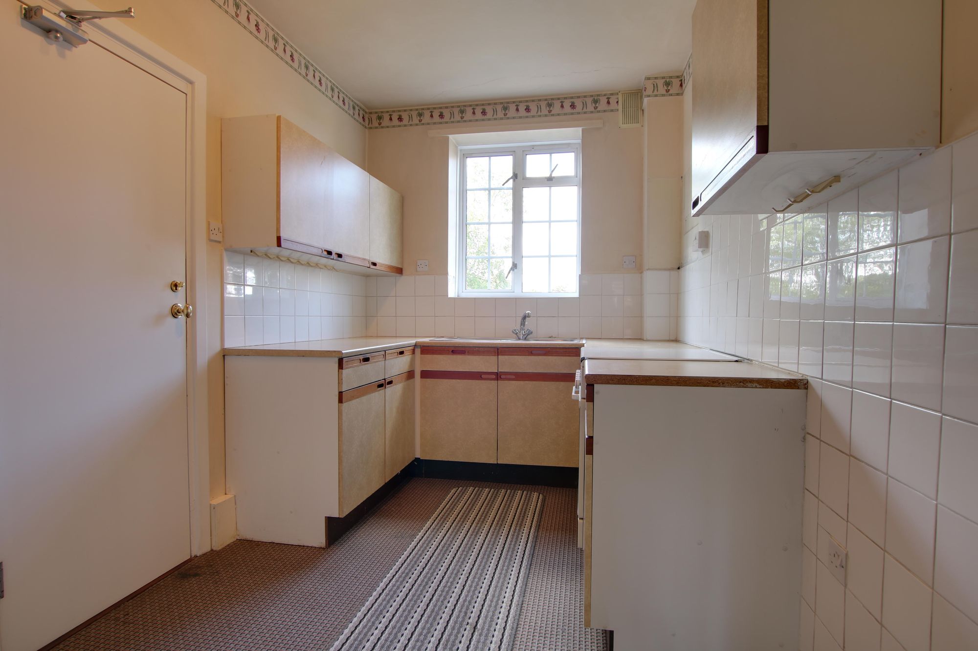 3 bed apartment for sale in Stoneygate Court, Leicester  - Property Image 3
