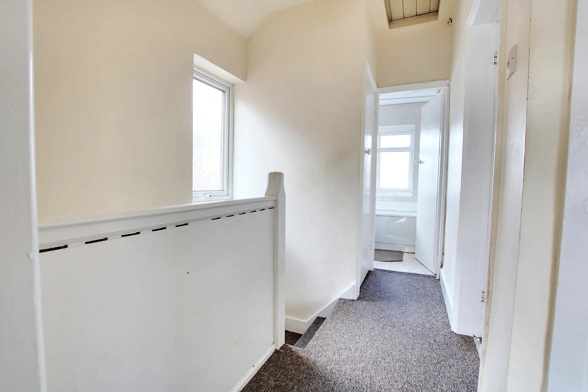 3 bed semi-detached house for sale in Gainsborough Road, Leicester  - Property Image 13