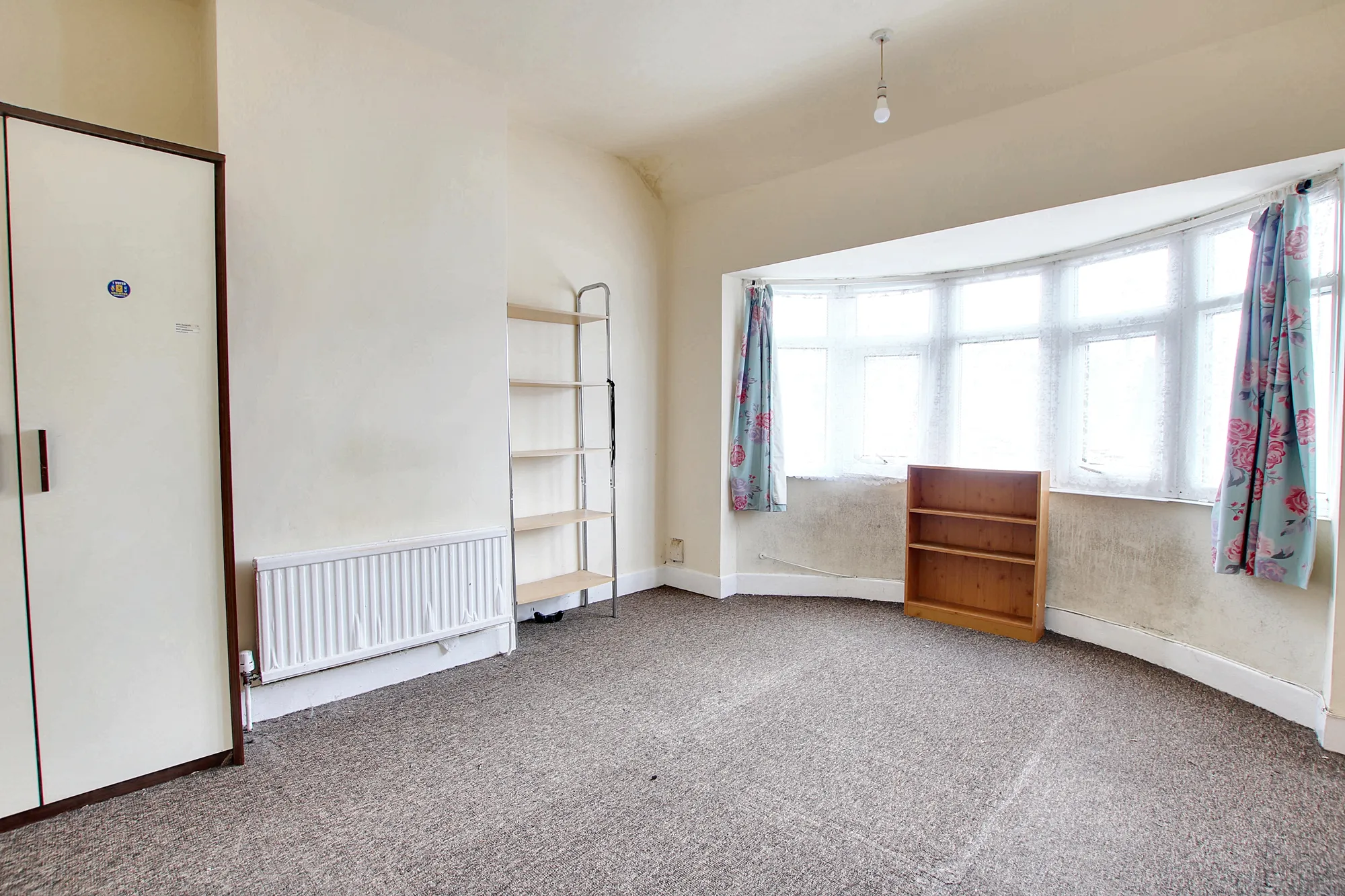 3 bed semi-detached house for sale in Gainsborough Road, Leicester  - Property Image 14