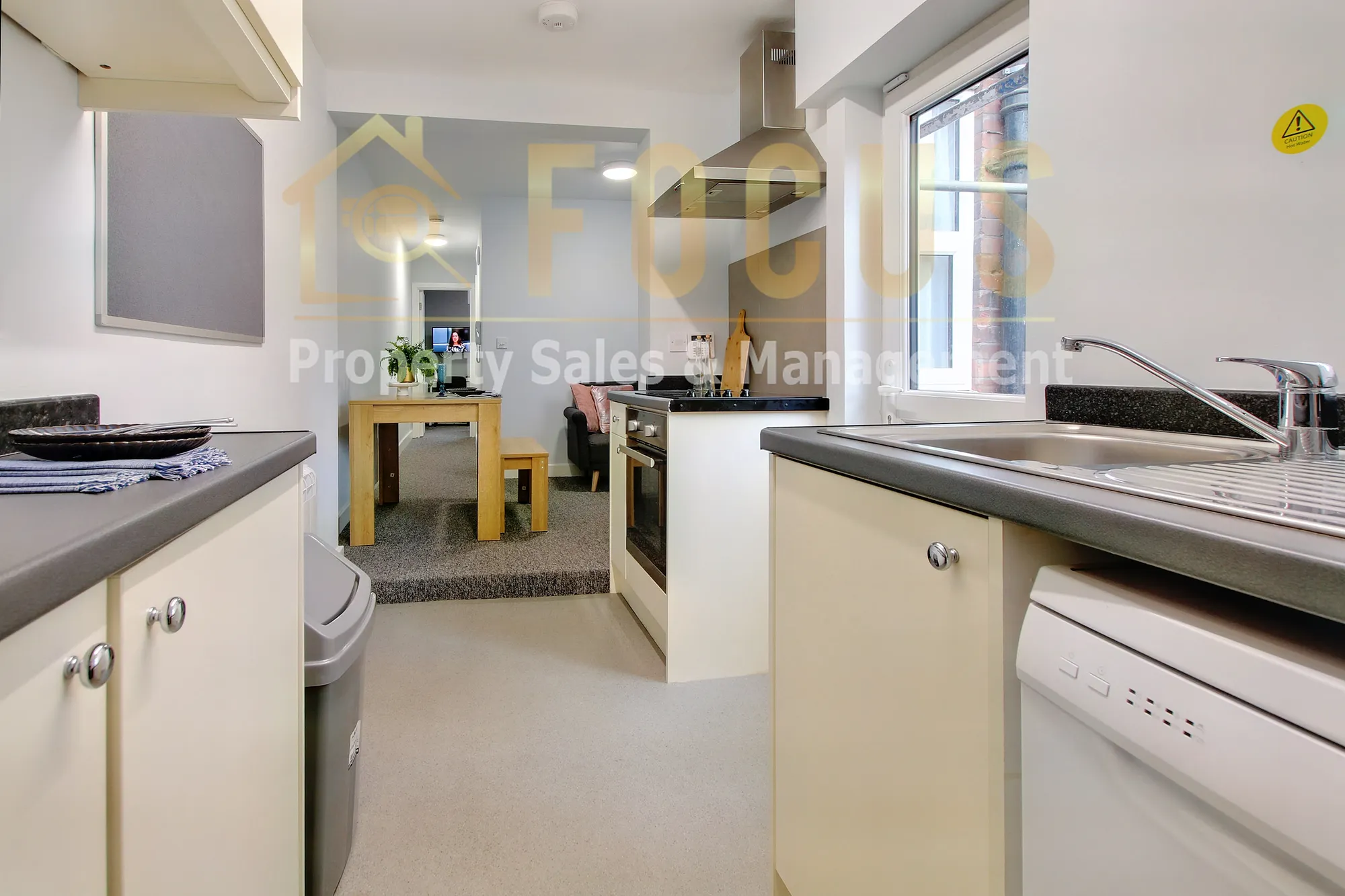 2 bed ground floor flat to rent in Fleetwood Road, Leicester  - Property Image 7