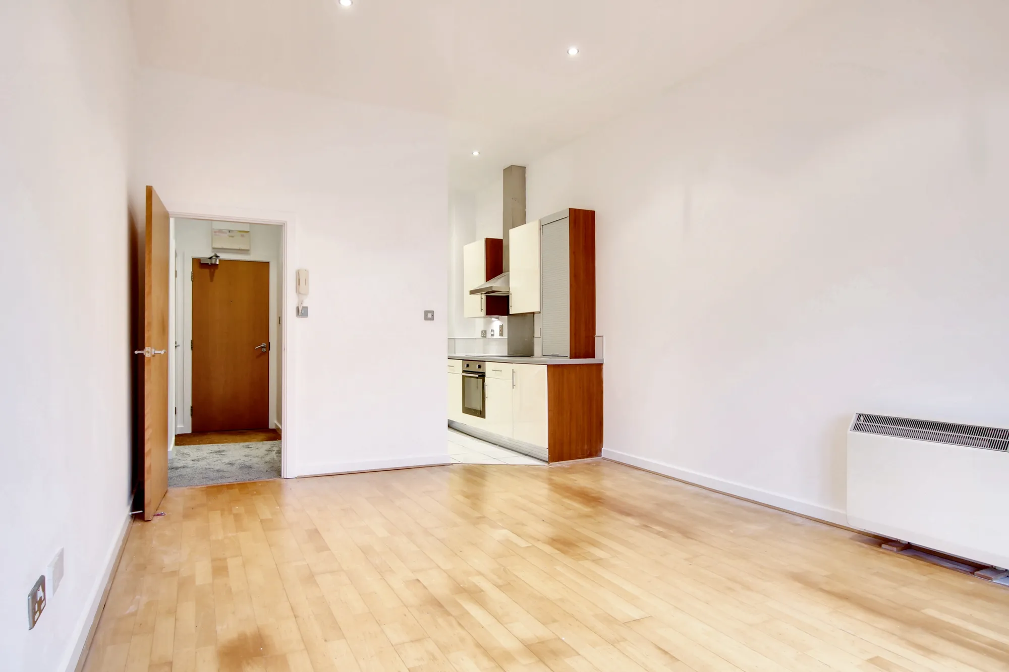 1 bed apartment to rent in Western Road, Leicester  - Property Image 1