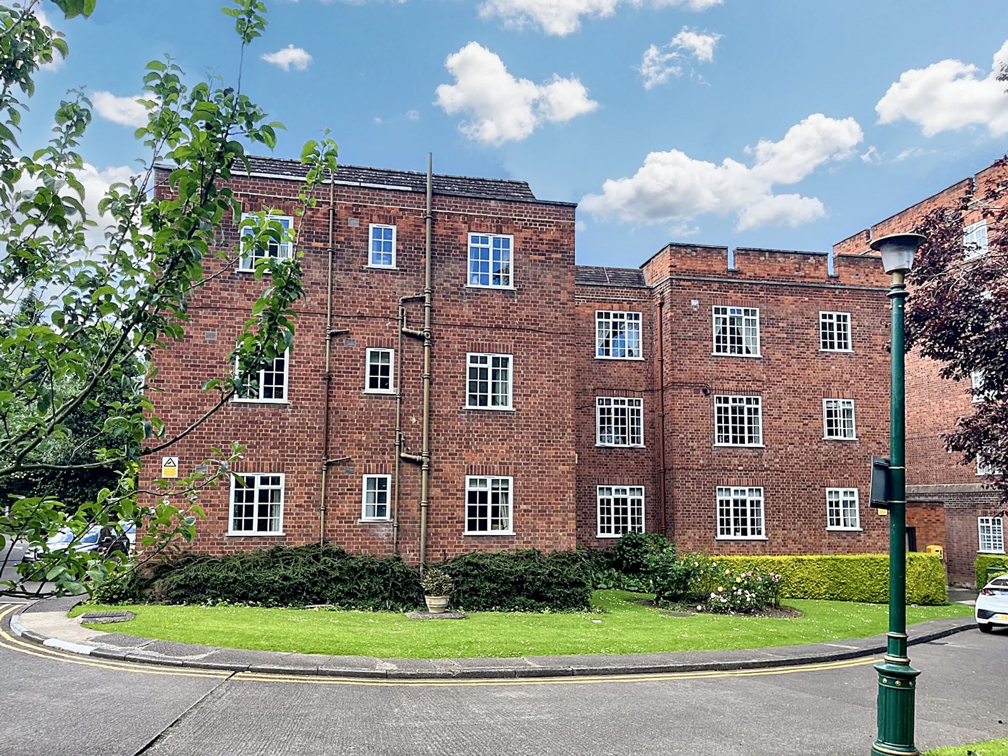 3 bed apartment for sale in Stoneygate Court, Leicester  - Property Image 26